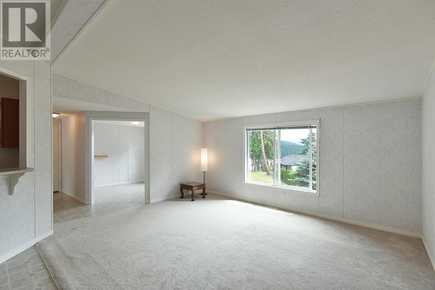 7735 Redrooffs Road, Halfmoon Bay, British Columbia  V7Z 1A1 - Photo 11 - R2798037