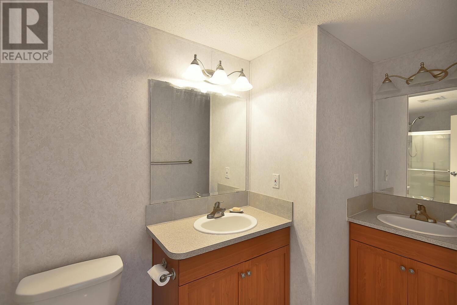 7735 Redrooffs Road, Halfmoon Bay, British Columbia  V7Z 1A1 - Photo 18 - R2798037