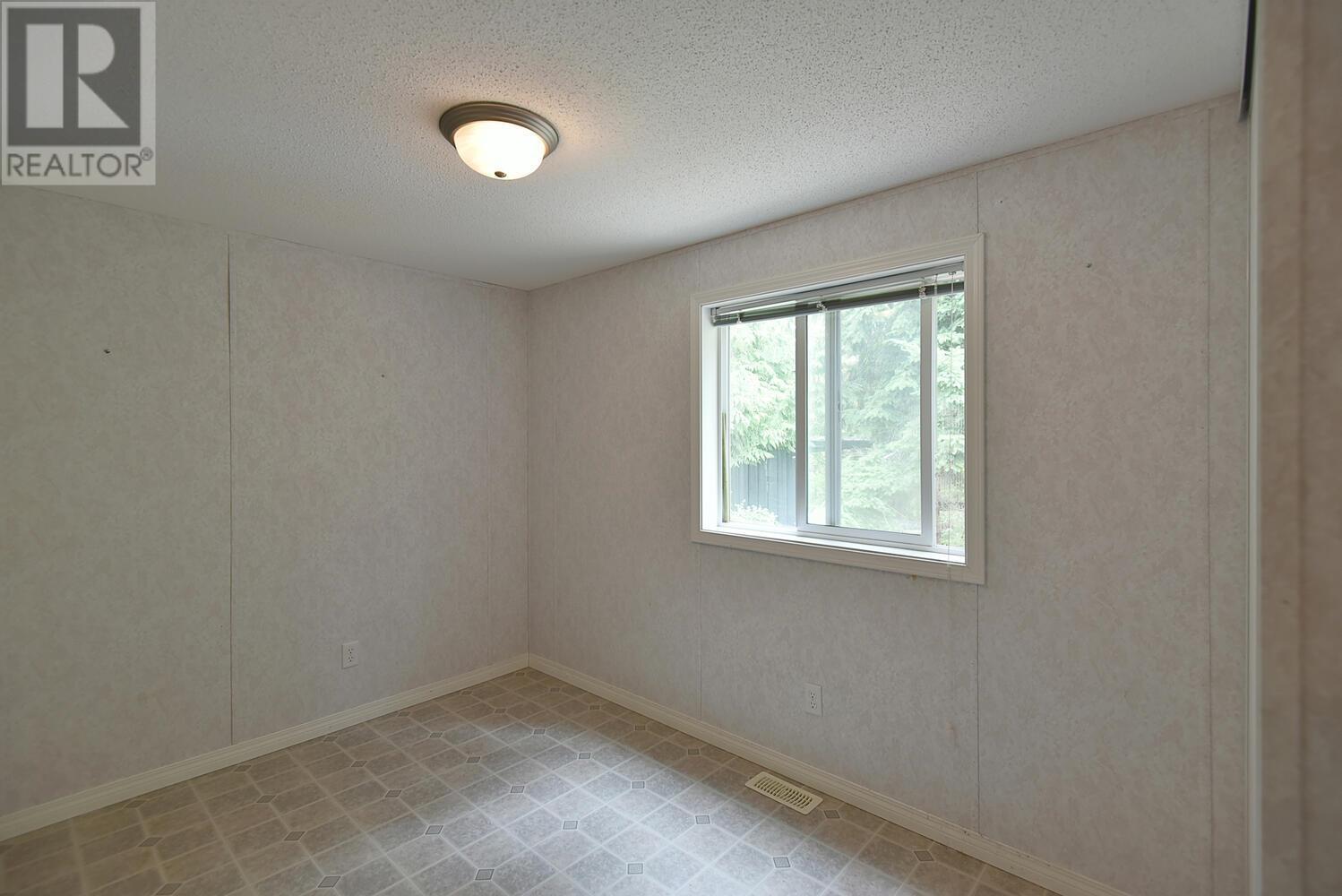 7735 Redrooffs Road, Halfmoon Bay, British Columbia  V7Z 1A1 - Photo 23 - R2798037