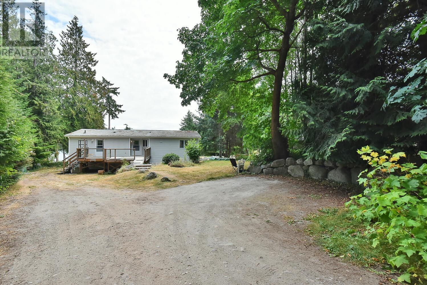 7735 Redrooffs Road, Halfmoon Bay, British Columbia  V7Z 1A1 - Photo 33 - R2798037