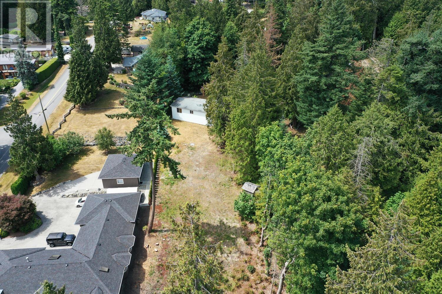 7735 Redrooffs Road, Halfmoon Bay, British Columbia  V7Z 1A1 - Photo 34 - R2798037