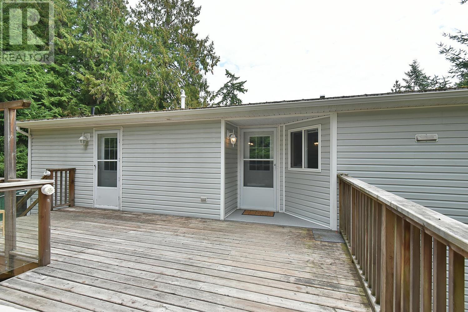 7735 Redrooffs Road, Halfmoon Bay, British Columbia  V7Z 1A1 - Photo 5 - R2798037