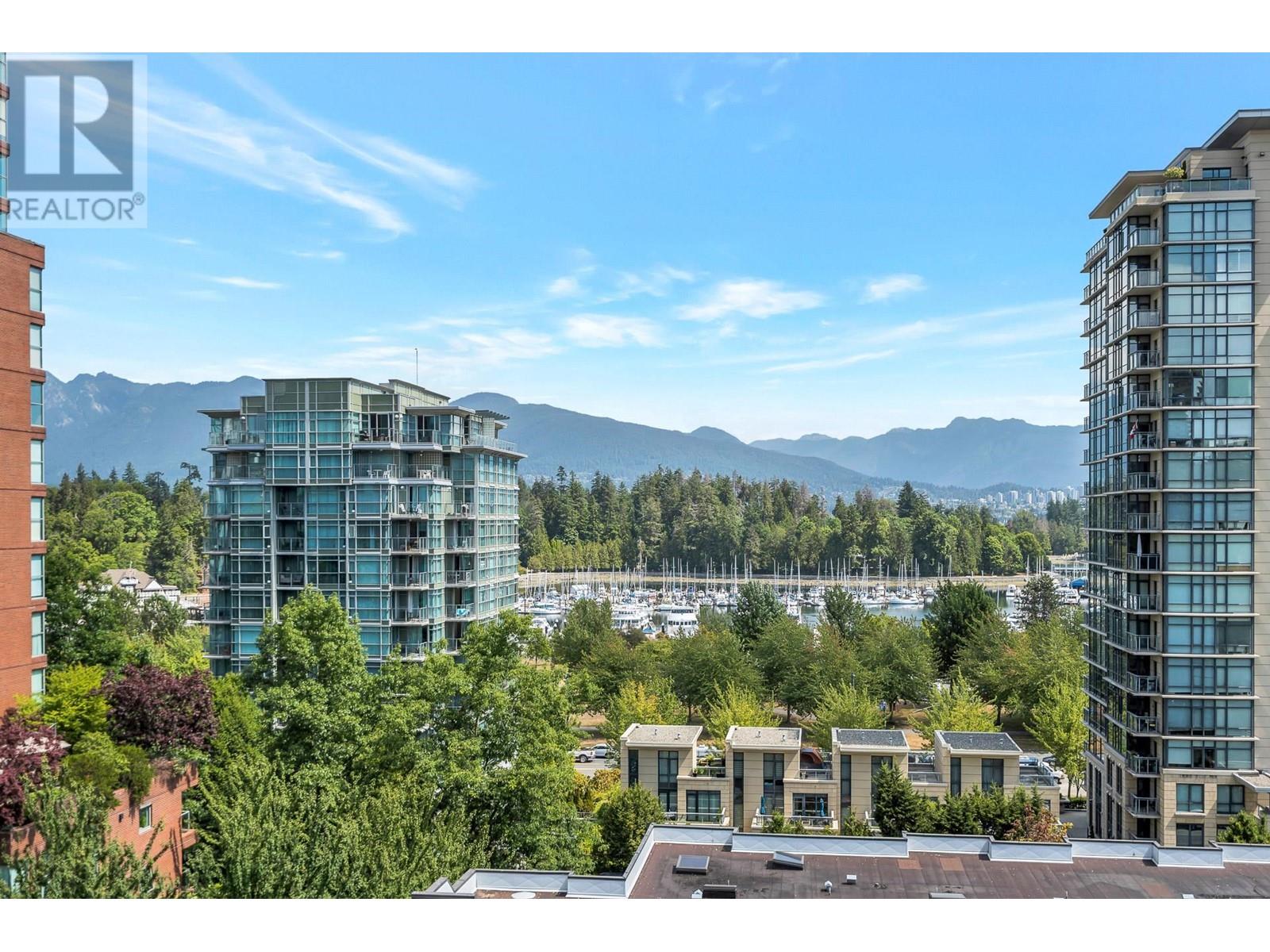 802 1845 ROBSON STREET, vancouver, British Columbia
