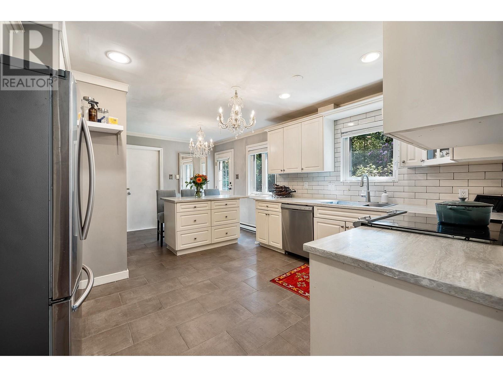 24320 Fern Crescent, Maple Ridge, British Columbia  V4R 2S1 - Photo 11 - R2792994