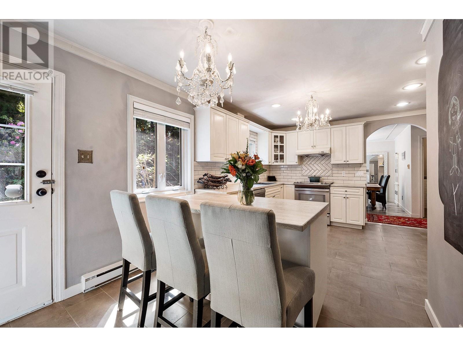 24320 Fern Crescent, Maple Ridge, British Columbia  V4R 2S1 - Photo 9 - R2792994