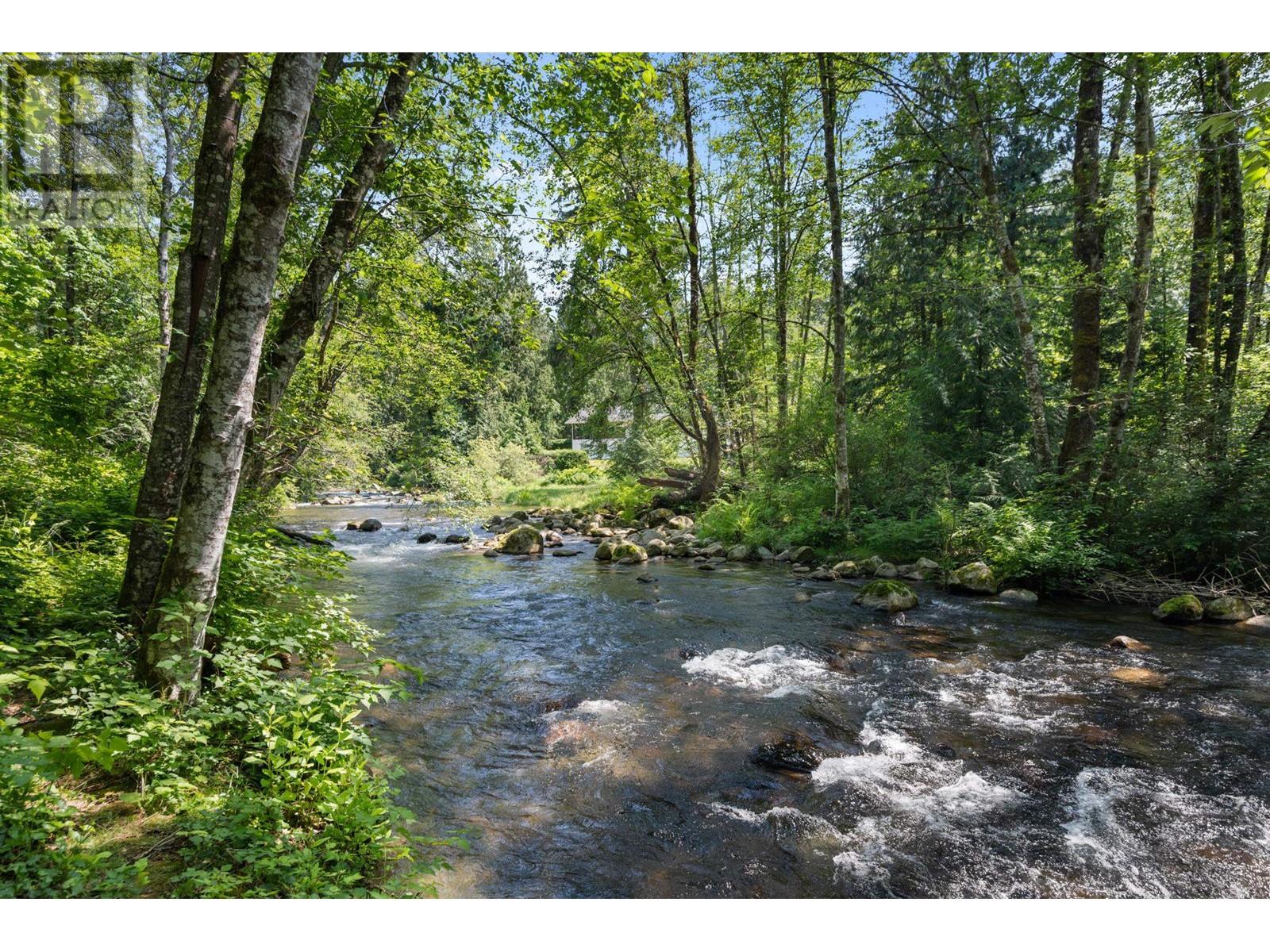 24320 Fern Crescent, Maple Ridge, British Columbia  V4R 2S1 - Photo 3 - R2792994