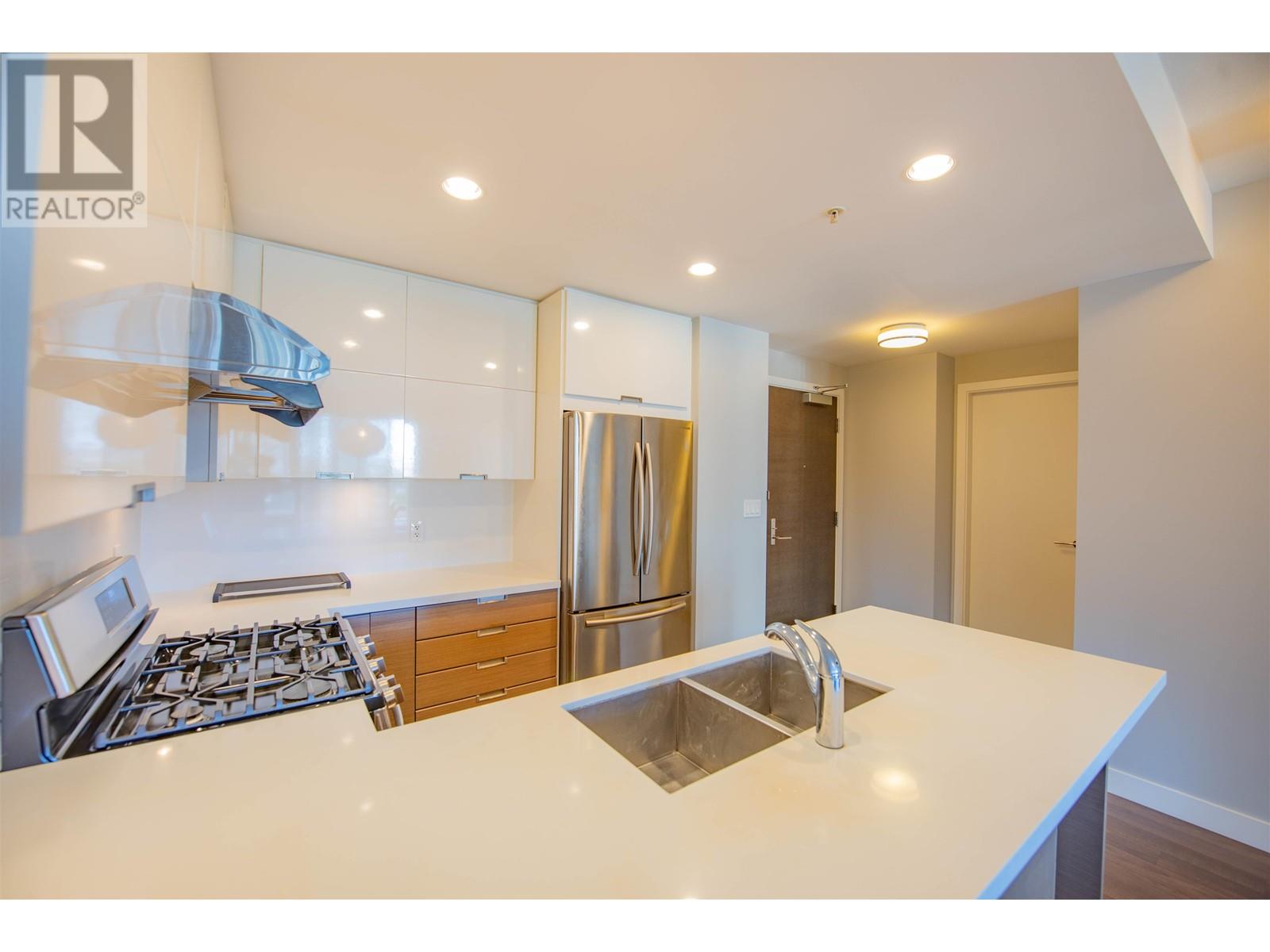 2206 2077 Rosser Avenue, Burnaby, British Columbia  V5C 0G6 - Photo 4 - R2797867