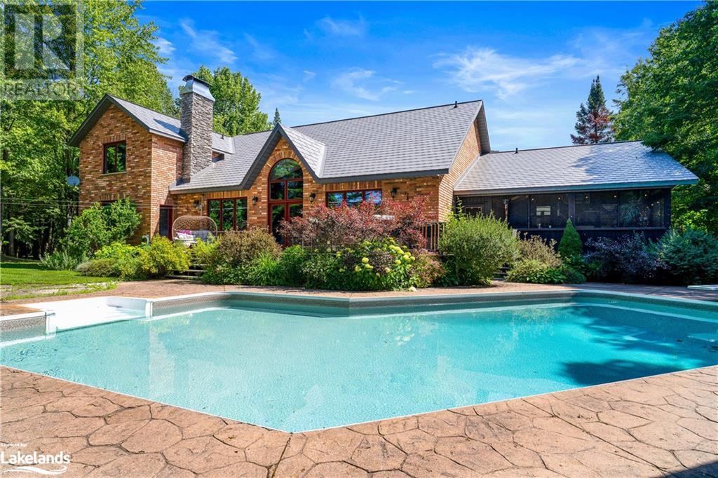 8889 3 Concession, Glencairn, Ontario L0M 1K0 (25832638) Bay