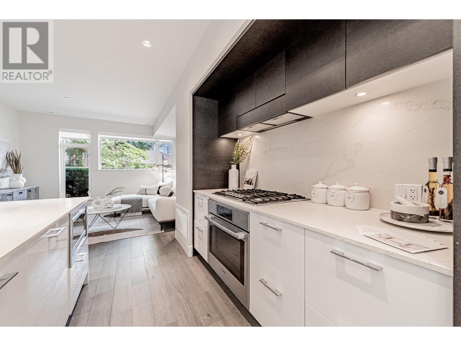 7454 Granville Street, Vancouver, British Columbia  V6P 0G1 - Photo 6 - R2797051