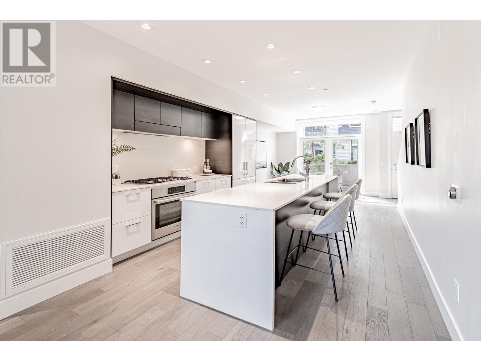 7454 Granville Street, Vancouver, British Columbia  V6P 0G1 - Photo 9 - R2797051