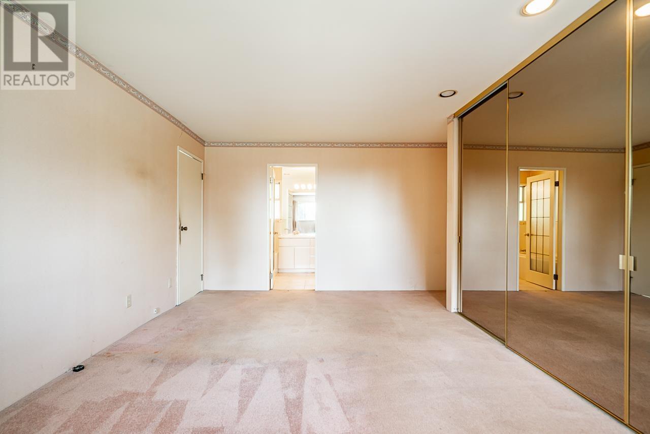 686 Crystal Court, North Vancouver, British Columbia  V7R 2B5 - Photo 26 - R2798224