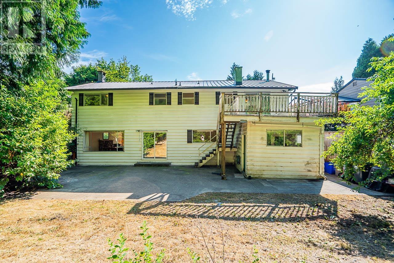 686 Crystal Court, North Vancouver, British Columbia  V7R 2B5 - Photo 38 - R2798224