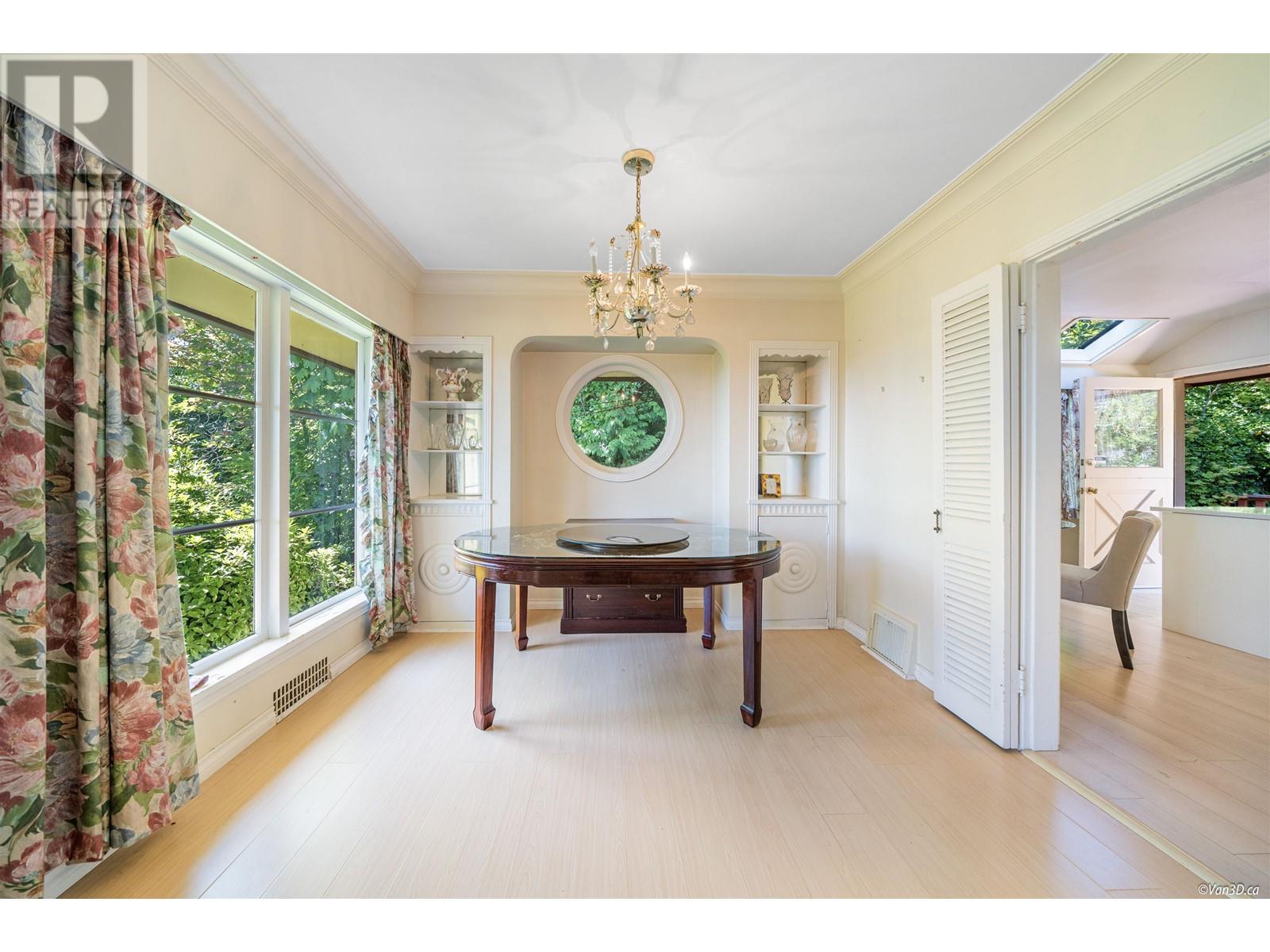 1485 Lawson Avenue, West Vancouver, British Columbia  V7T 2E9 - Photo 8 - R2798325