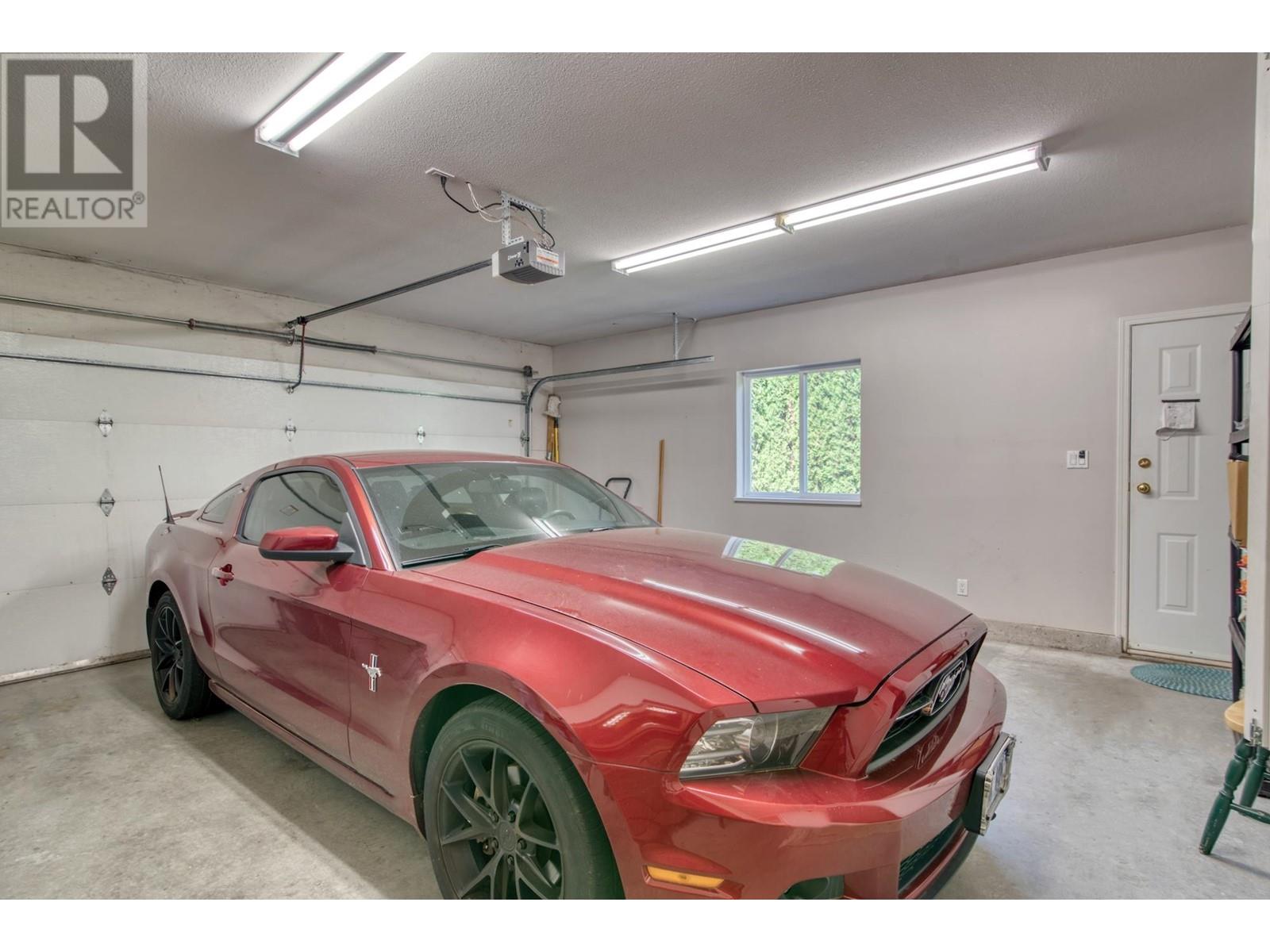 1438 Sunrise Place, Gibsons, British Columbia  V0N 1V5 - Photo 29 - R2798182