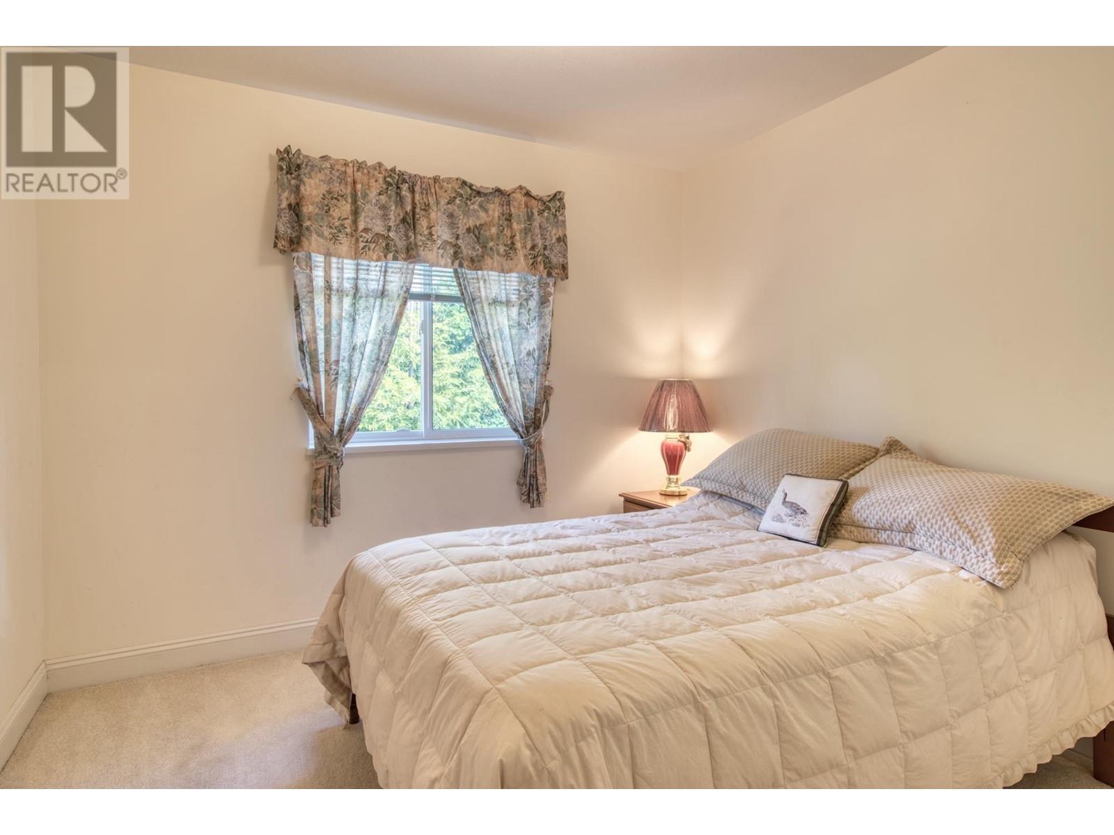 1438 Sunrise Place, Gibsons, British Columbia  V0N 1V5 - Photo 16 - R2798182