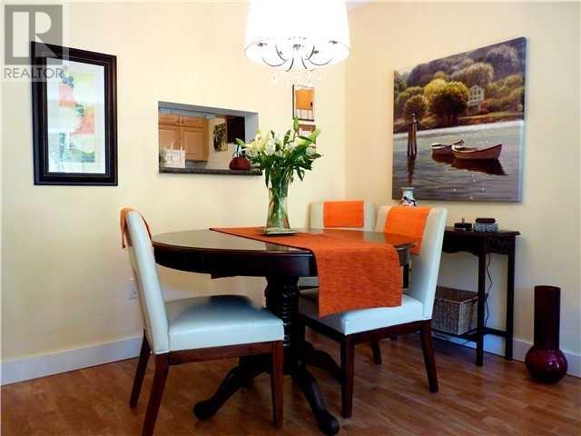 201 1690 Augusta Avenue, Burnaby, British Columbia  V5A 2V6 - Photo 4 - R2798390
