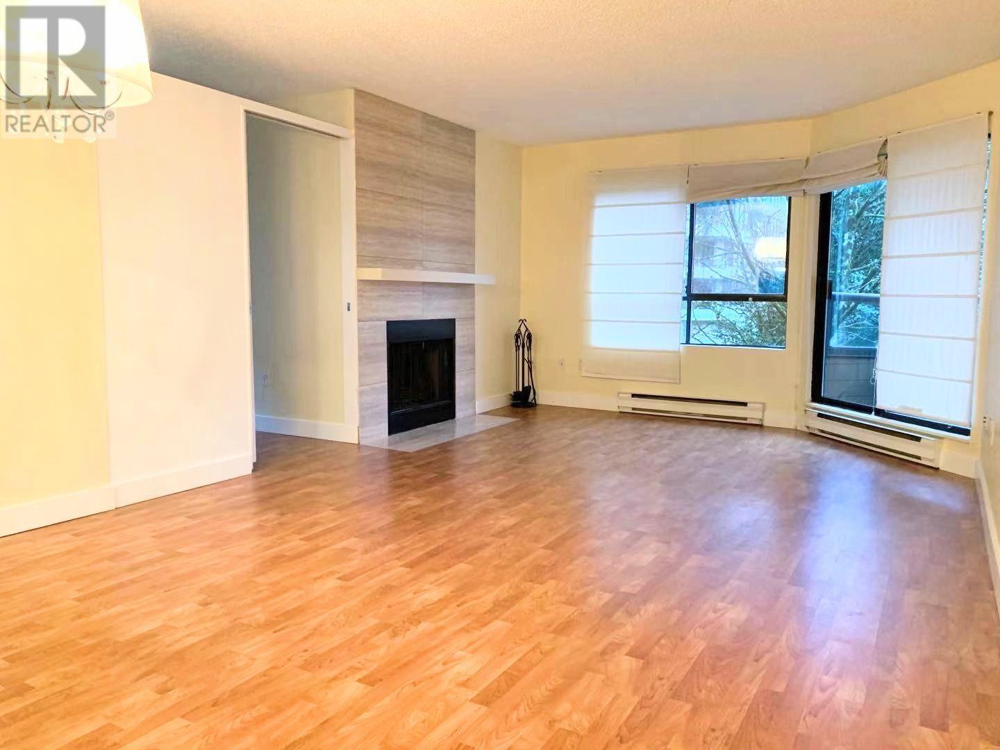 201 1690 Augusta Avenue, Burnaby, British Columbia  V5A 2V6 - Photo 2 - R2798390