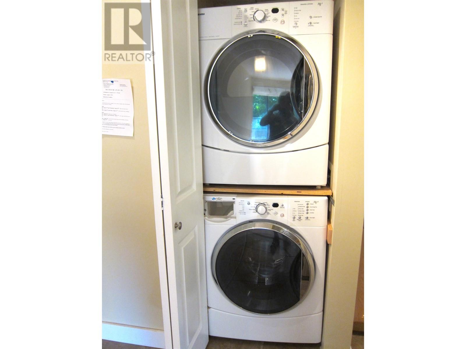 201 1690 Augusta Avenue, Burnaby, British Columbia  V5A 2V6 - Photo 17 - R2798390
