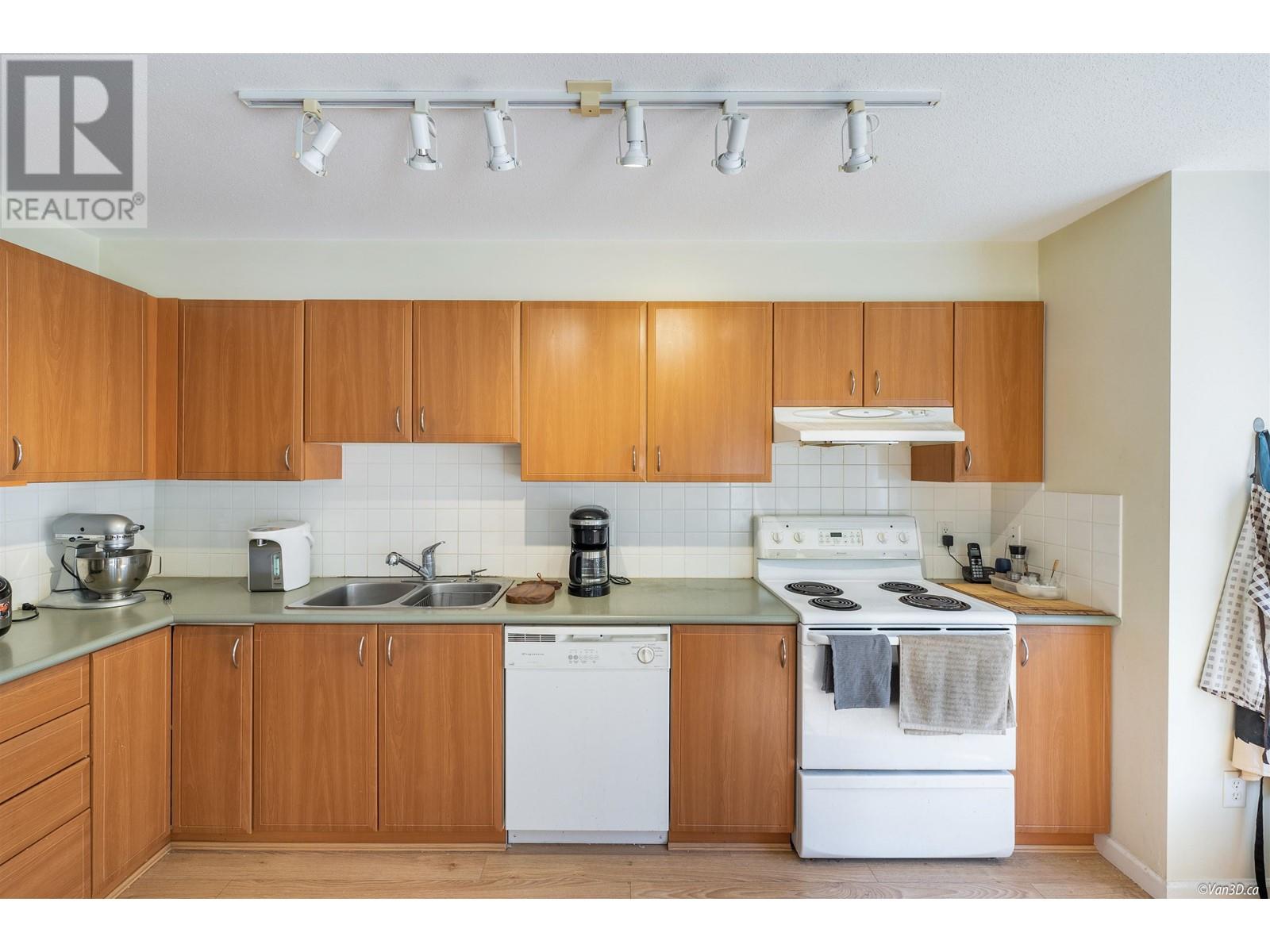54 2351 Parkway Boulevard, Coquitlam, British Columbia  V3E 3P2 - Photo 13 - R2797937