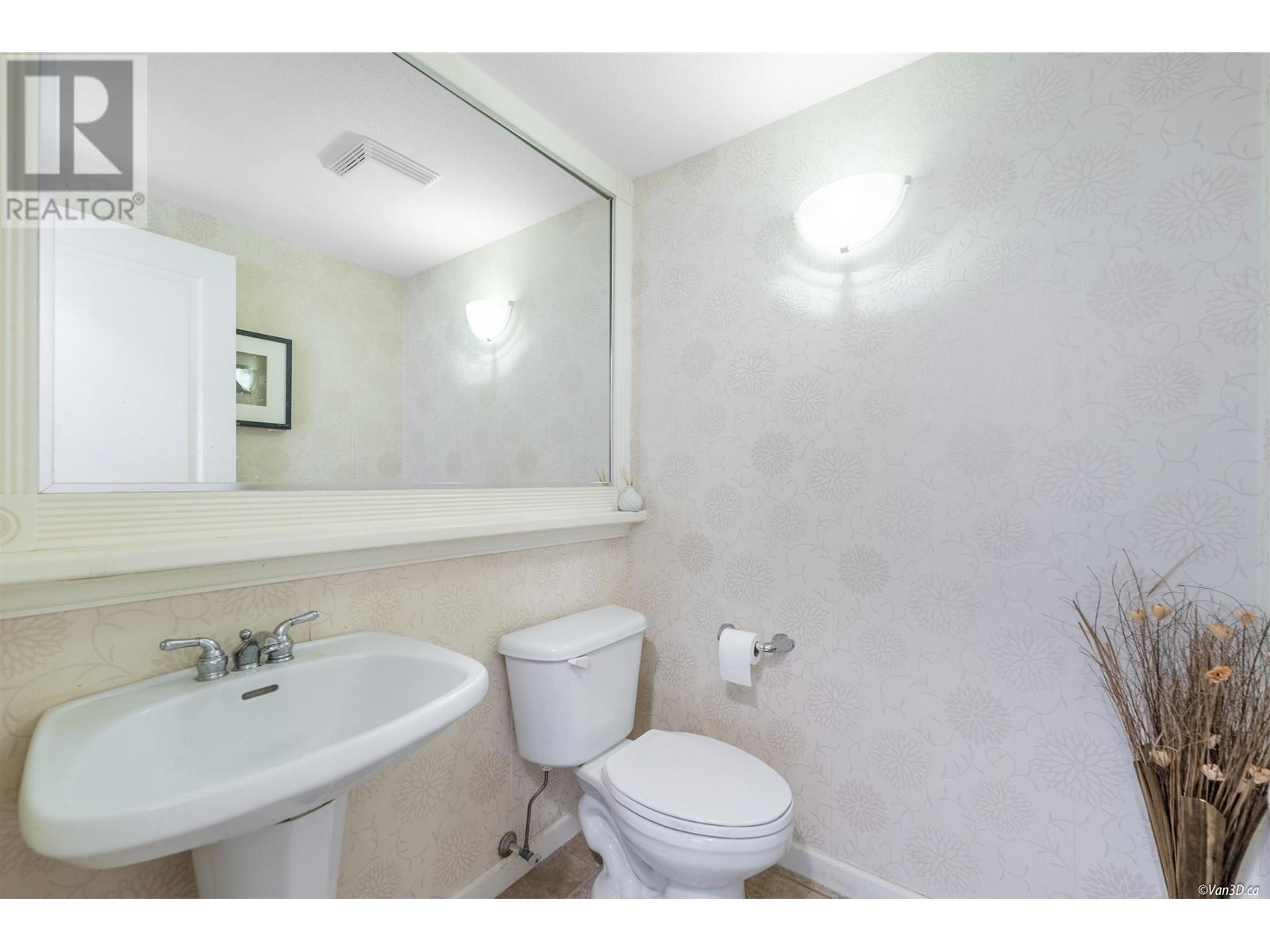 54 2351 Parkway Boulevard, Coquitlam, British Columbia  V3E 3P2 - Photo 14 - R2797937