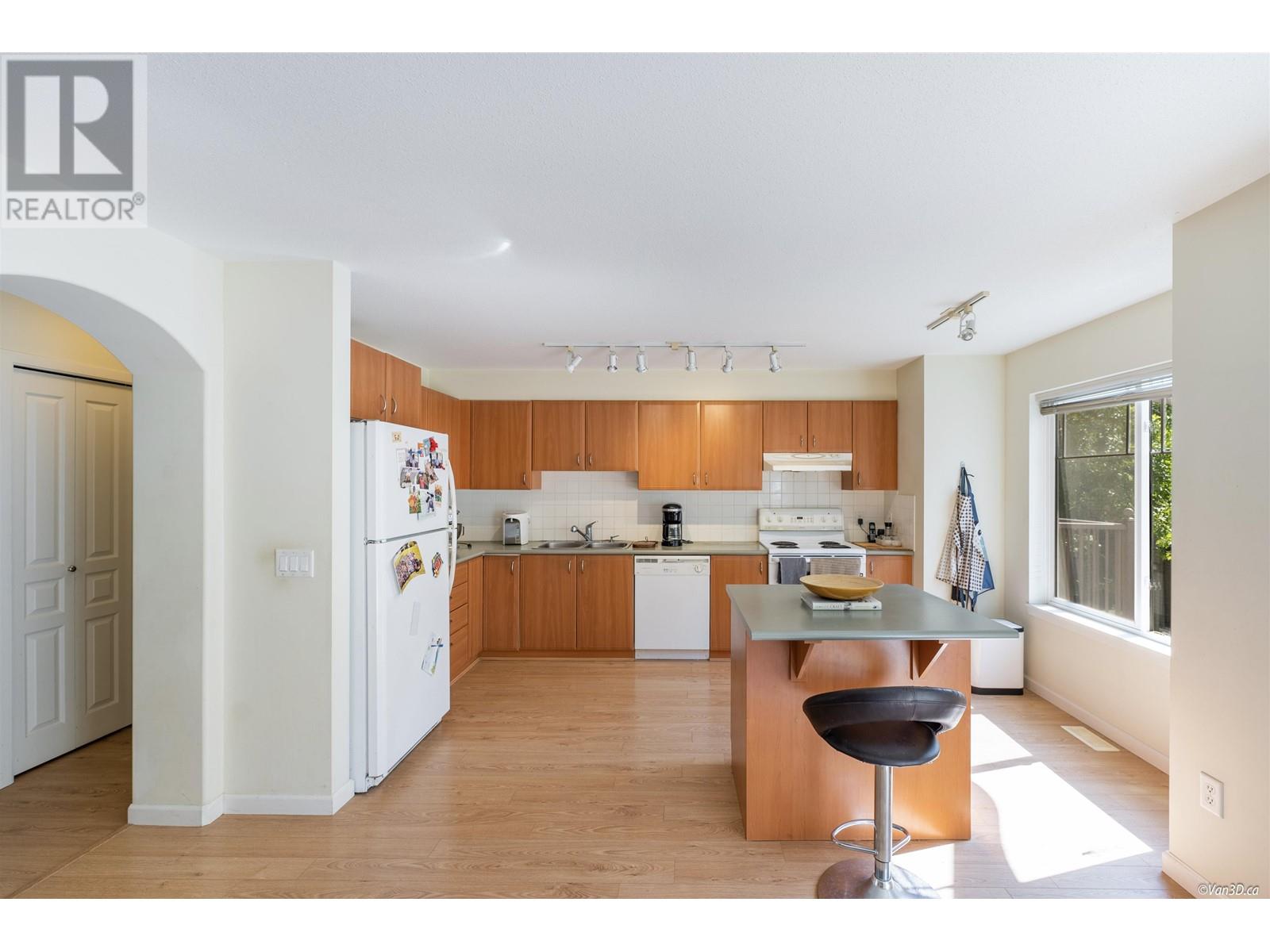 54 2351 Parkway Boulevard, Coquitlam, British Columbia  V3E 3P2 - Photo 11 - R2797937