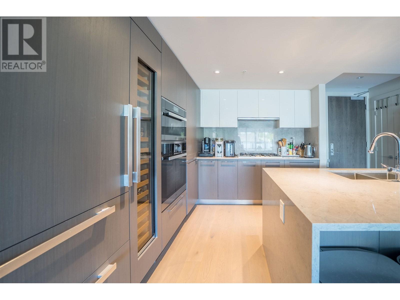 304 2089 W 43rd Avenue, Vancouver, British Columbia  V6M 2C8 - Photo 1 - R2795063