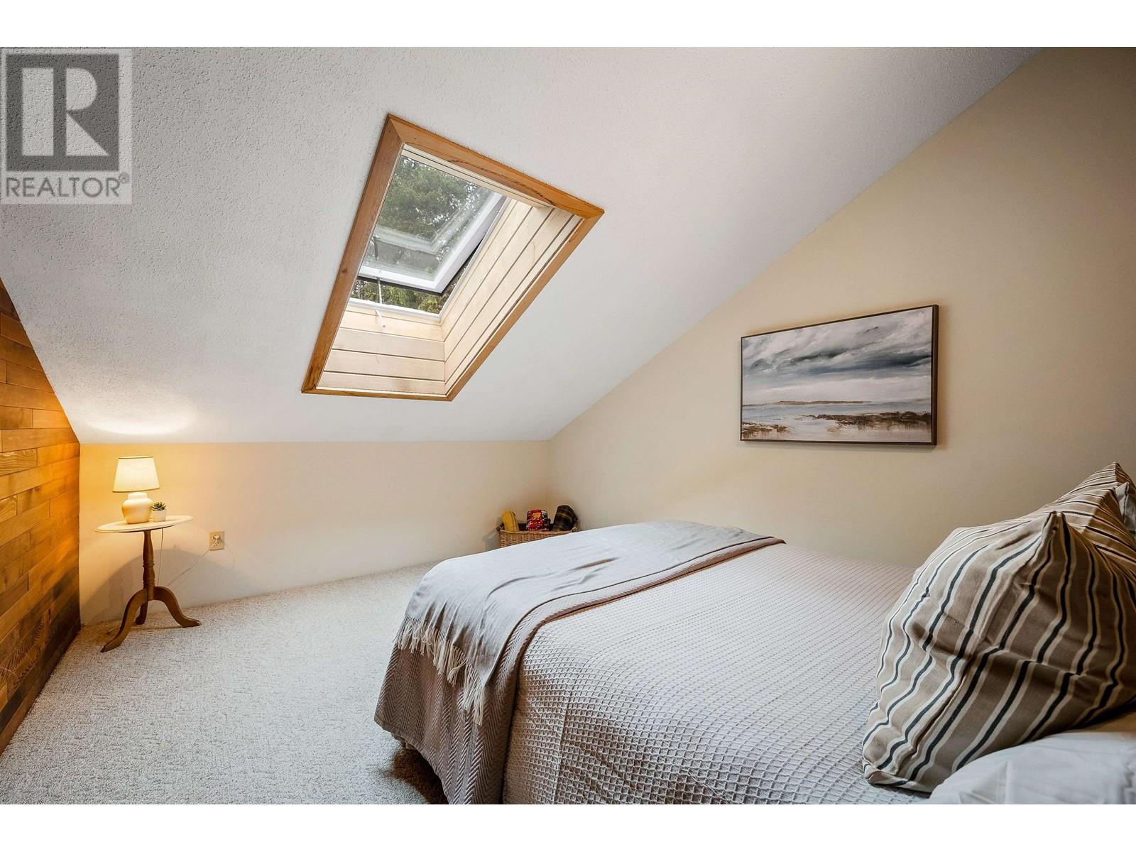 77 Garibaldi Drive, Whistler, British Columbia  V8E 0A7 - Photo 15 - R2798393