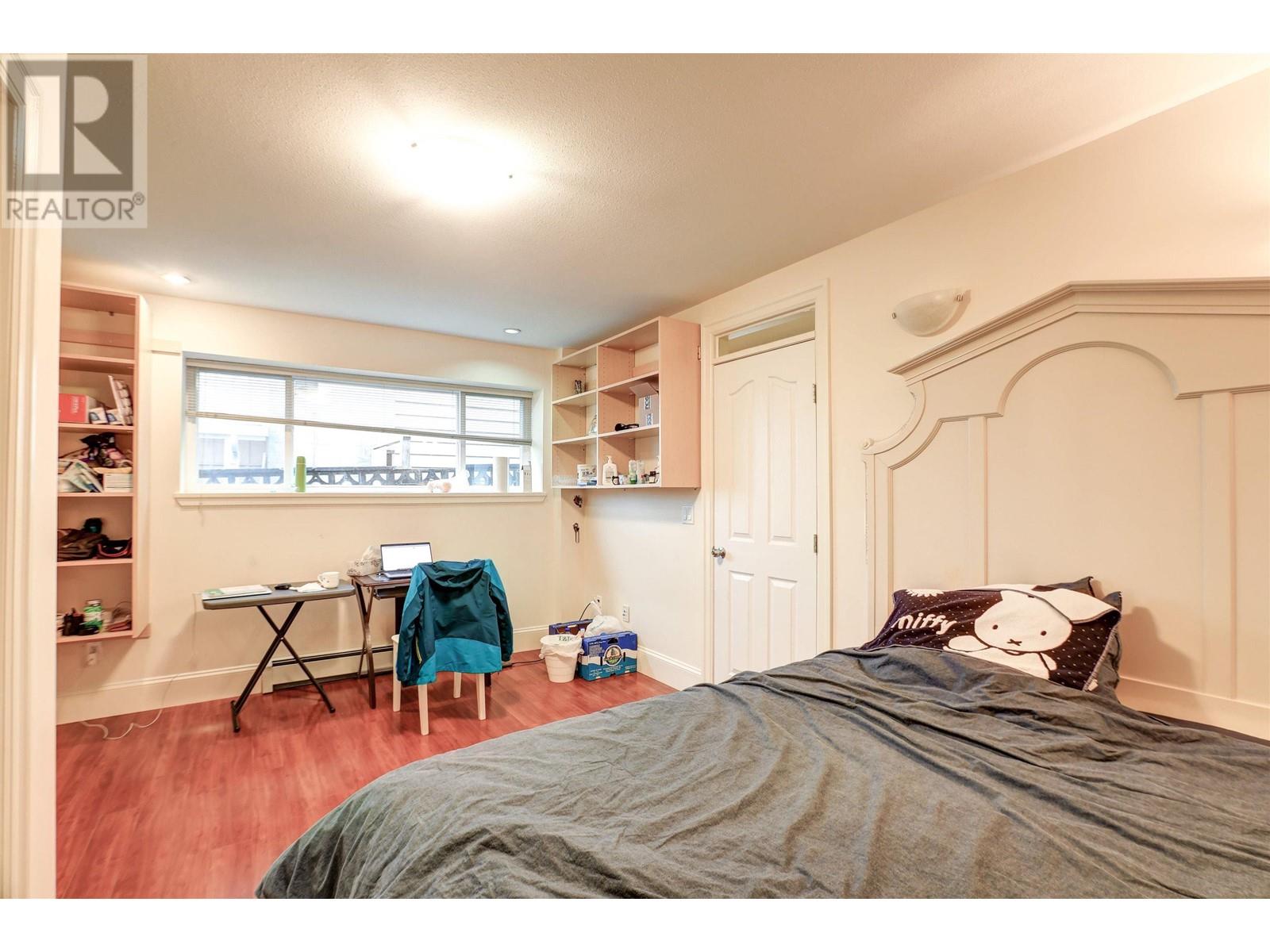 4560 Harken Drive, Burnaby, British Columbia  V5G 2M7 - Photo 28 - R2797463