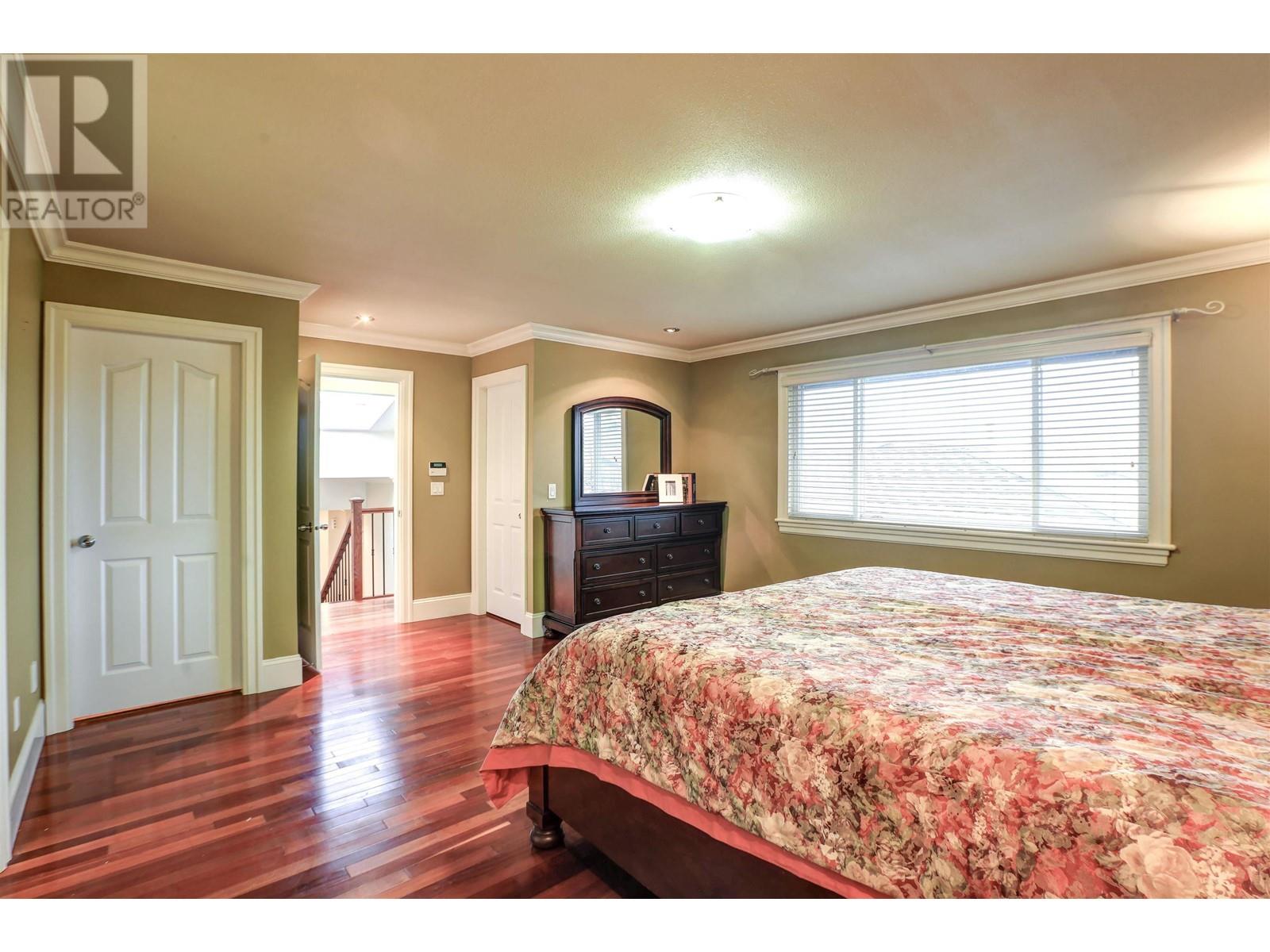 4560 Harken Drive, Burnaby, British Columbia  V5G 2M7 - Photo 13 - R2797463