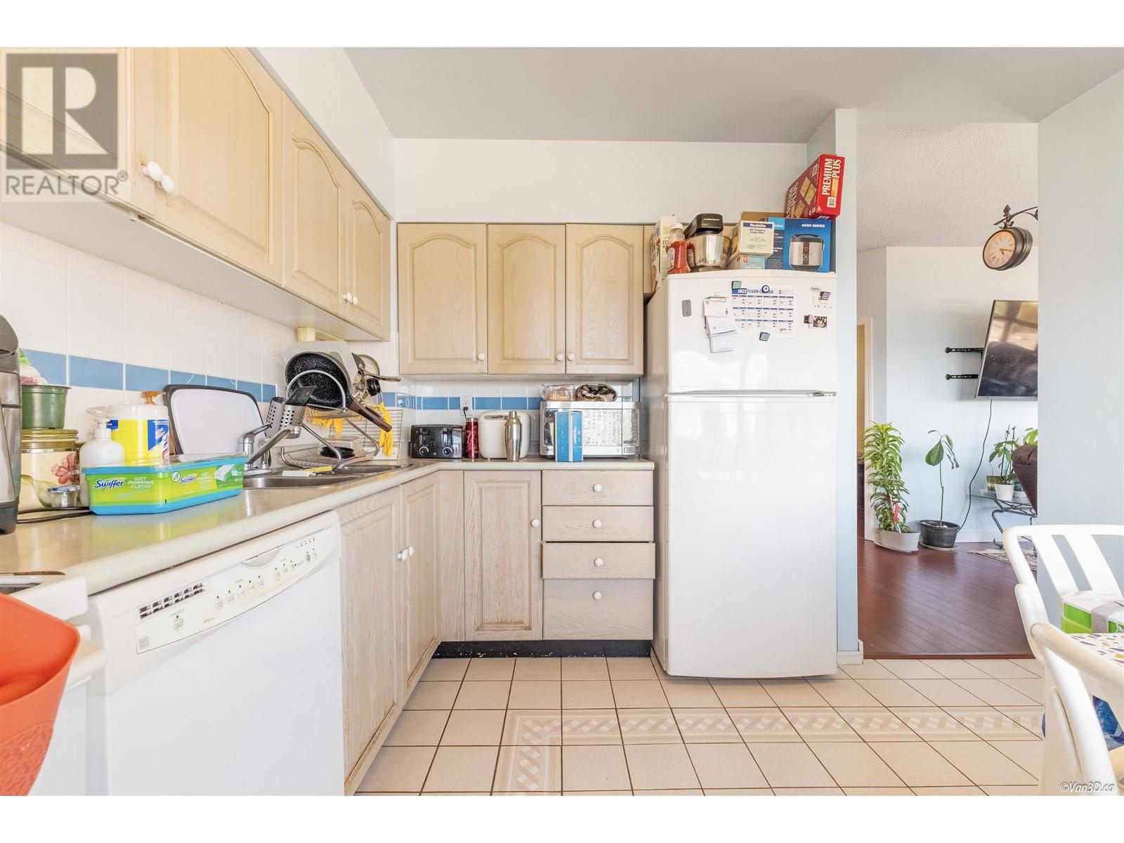 2104 5885 Olive Avenue, Burnaby, British Columbia  V5H 4N8 - Photo 12 - R2794843