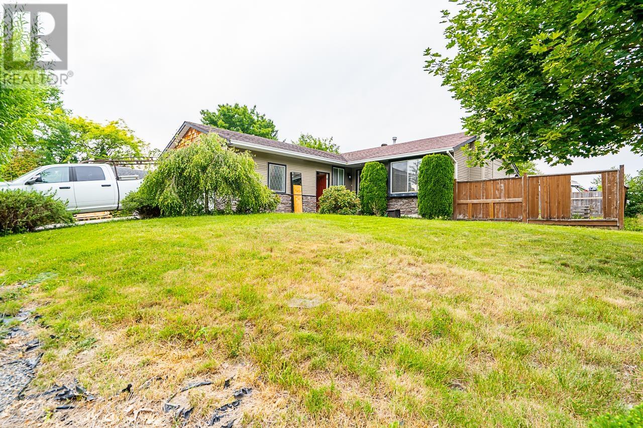 24855 118a Avenue, Maple Ridge, British Columbia  V4R 1Z3 - Photo 2 - R2798417