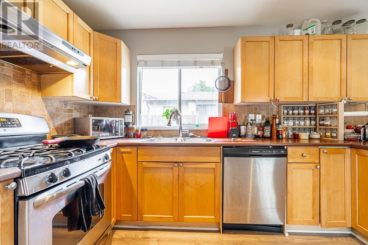 24855 118a Avenue, Maple Ridge, British Columbia  V4R 1Z3 - Photo 10 - R2798417