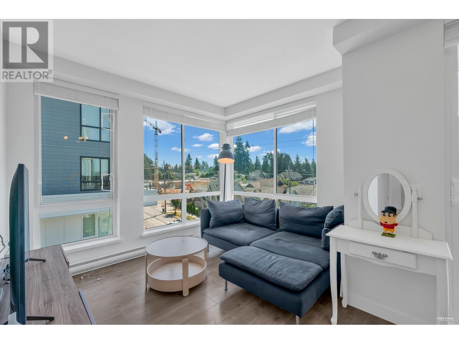 605 707 Como Lake Avenue, Coquitlam, British Columbia  V3J 0J5 - Photo 9 - R2798729