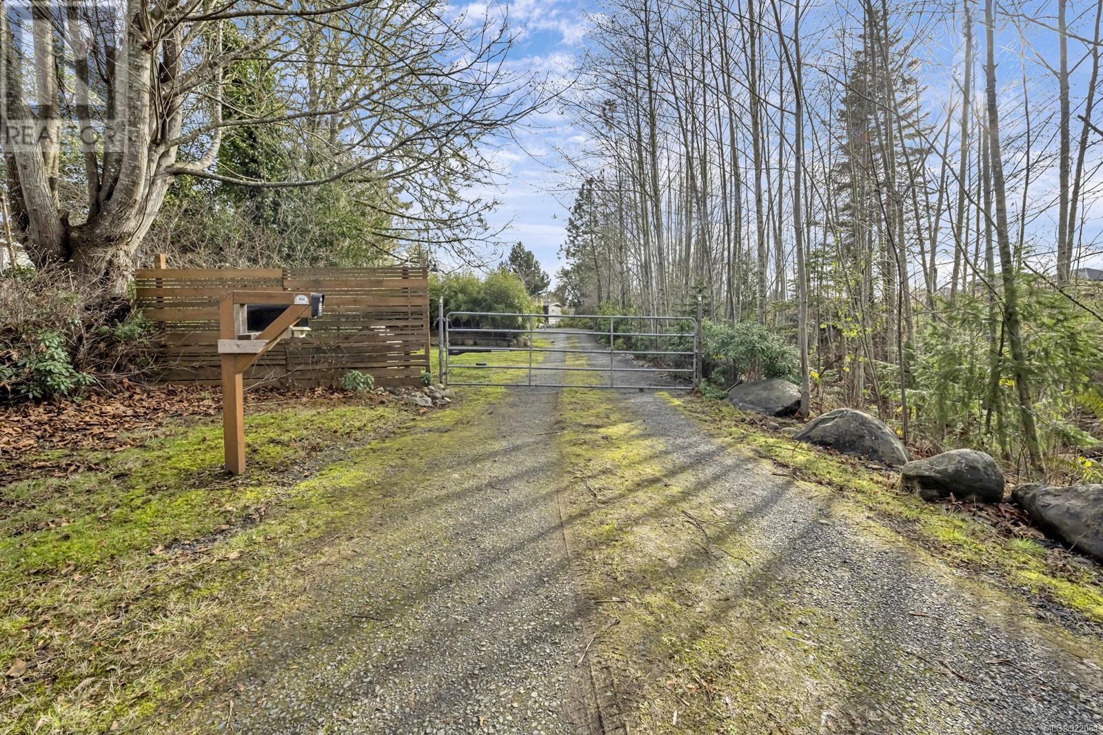 6797 Grant Rd, Sooke, British Columbia  V9Z 0L7 - Photo 4 - 922064