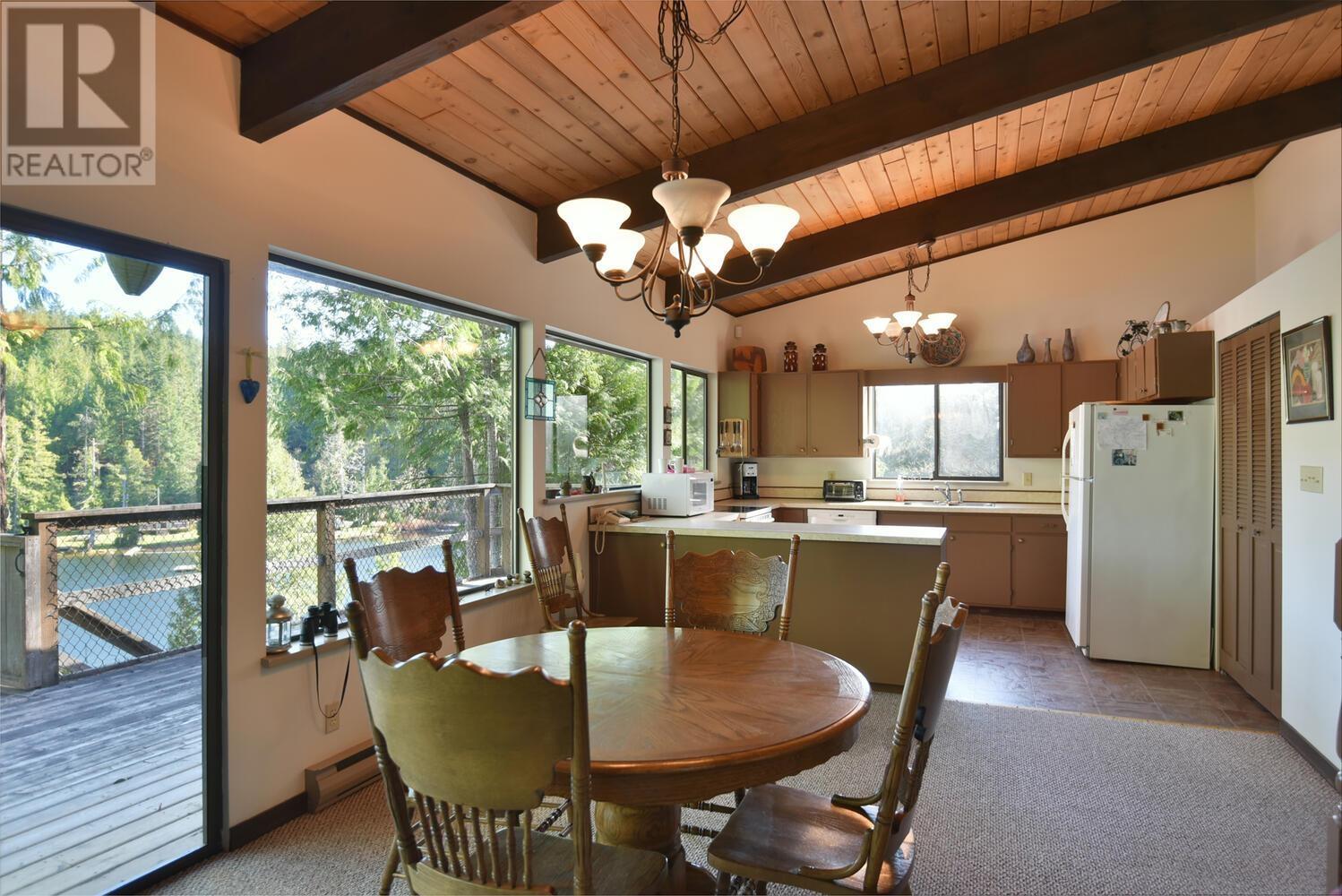 4361 Irvines Landing Road, Garden Bay, British Columbia  V0N 1S1 - Photo 9 - R2798846