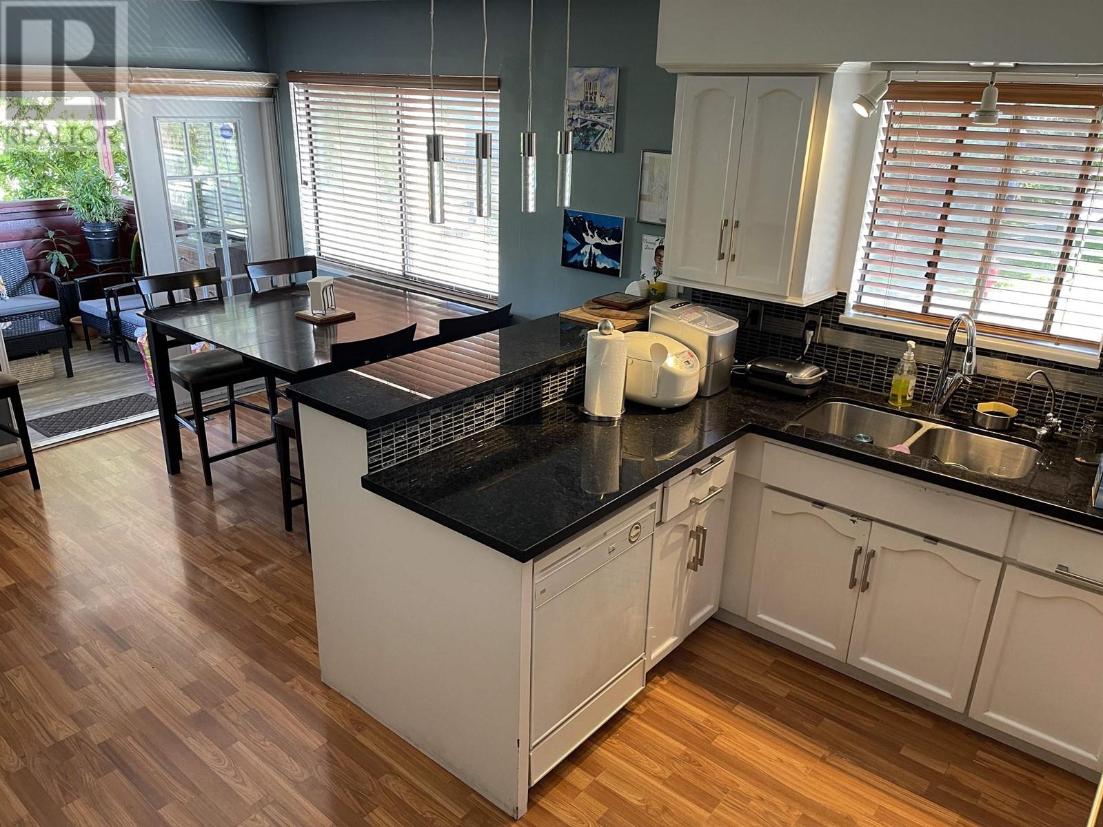 1155 E 37th Avenue, Vancouver, British Columbia  V5W 3Y3 - Photo 7 - R2798206