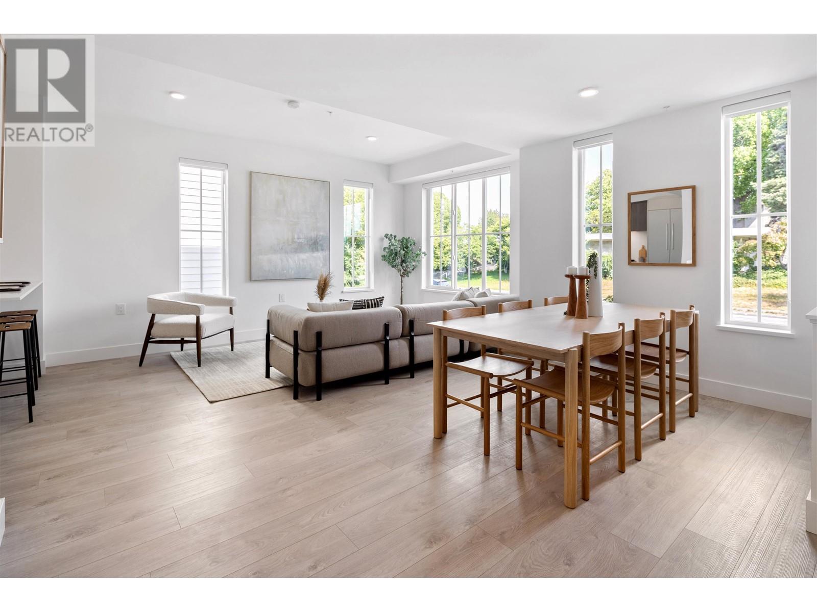 908 W 49th Avenue, Vancouver, British Columbia  V6P 0K6 - Photo 10 - R2798965