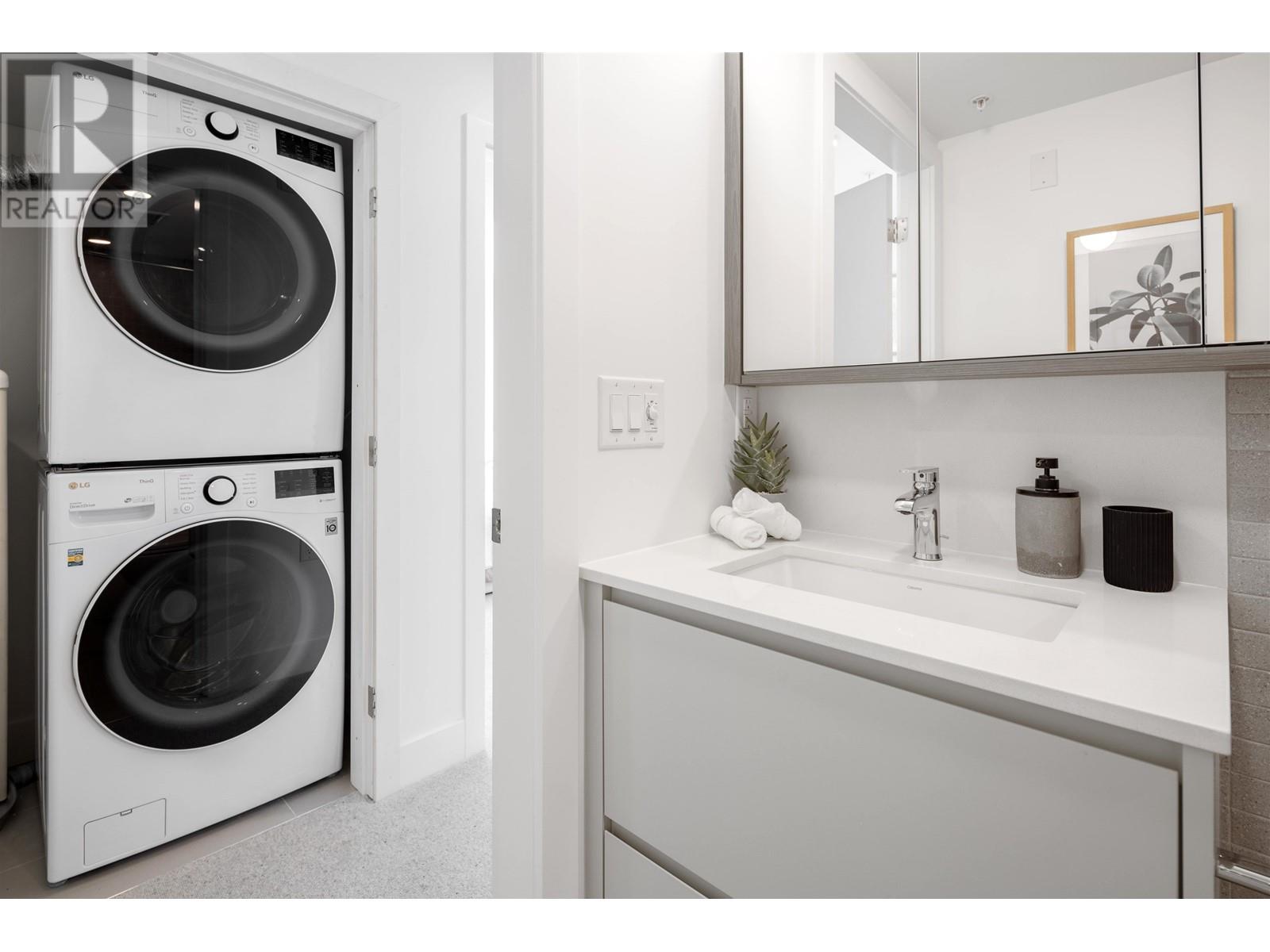 908 W 49th Avenue, Vancouver, British Columbia  V6P 0K6 - Photo 18 - R2798965