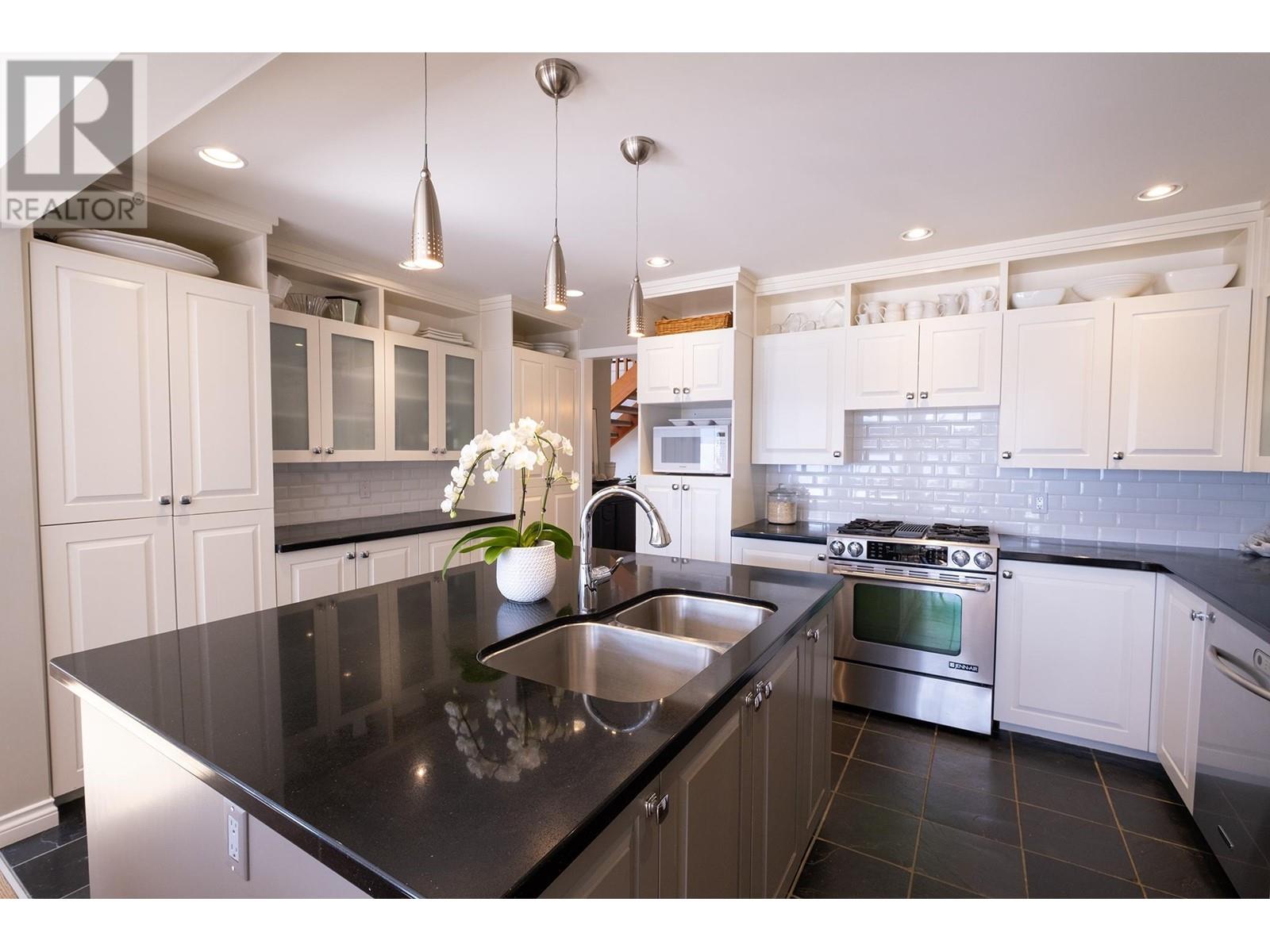 1388 Burns Road, Gibsons, British Columbia  V0N 1V1 - Photo 24 - R2791798