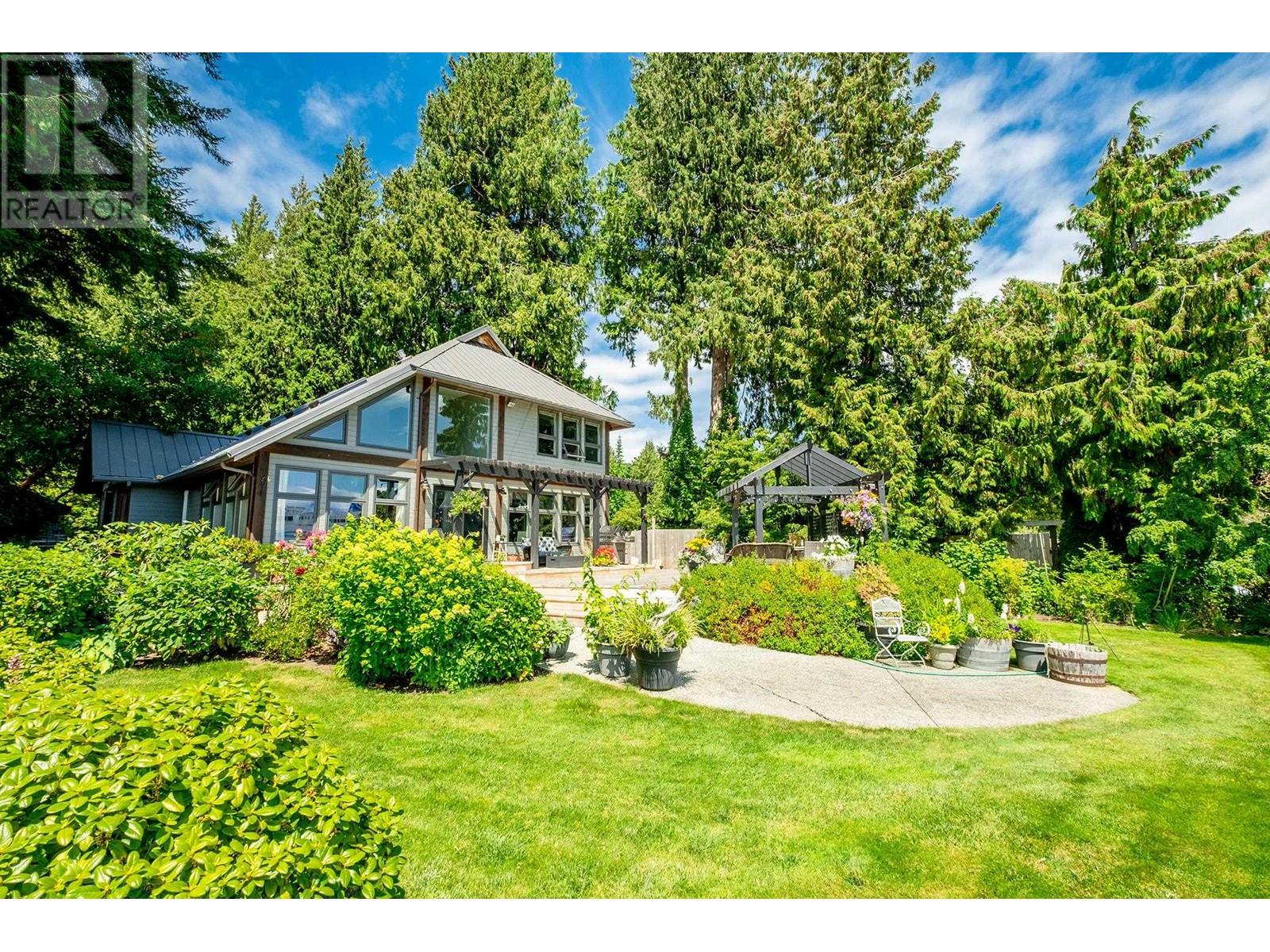1388 Burns Road, Gibsons, British Columbia  V0N 1V1 - Photo 12 - R2791798