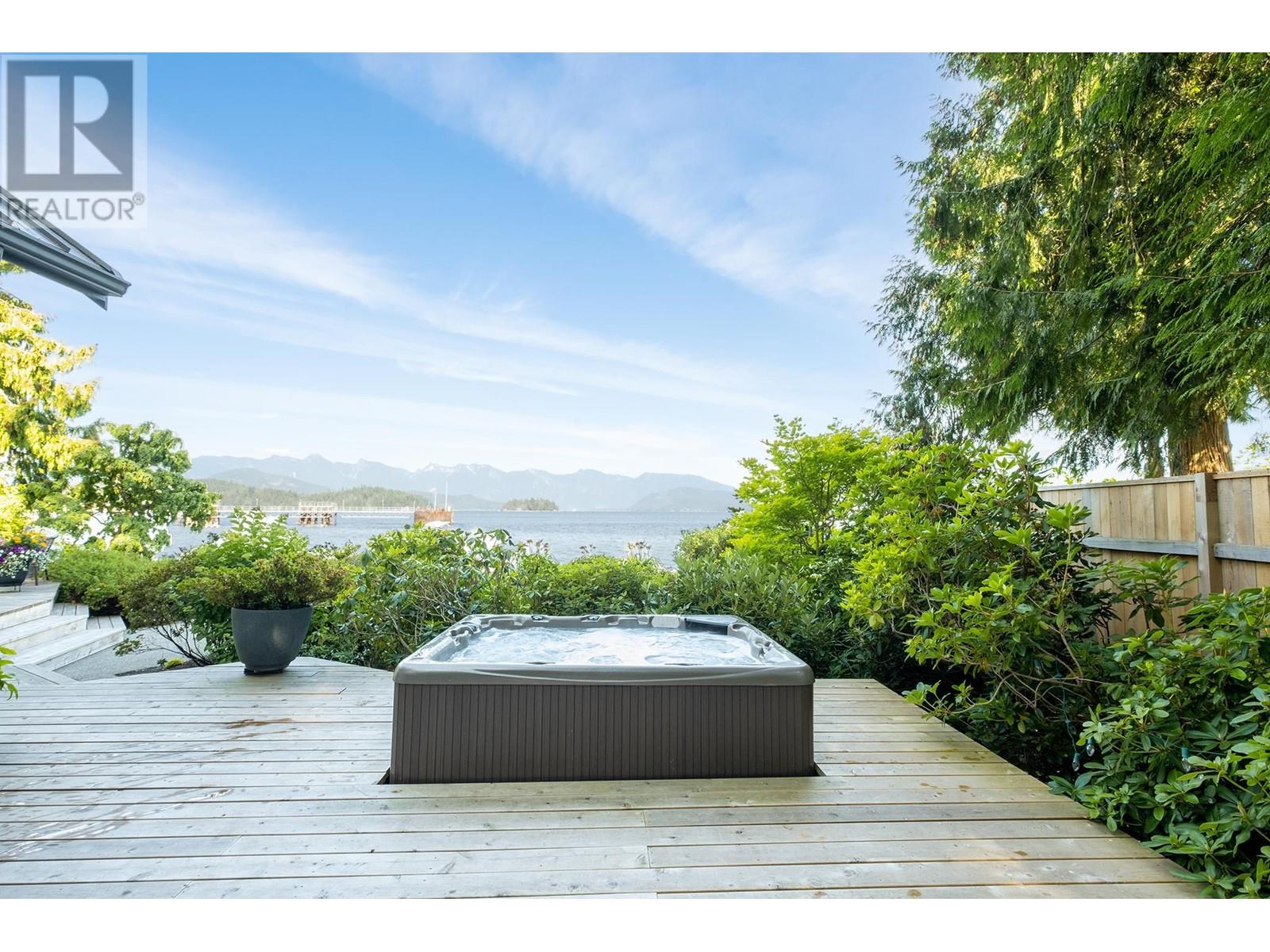 1388 Burns Road, Gibsons, British Columbia  V0N 1V1 - Photo 4 - R2791798