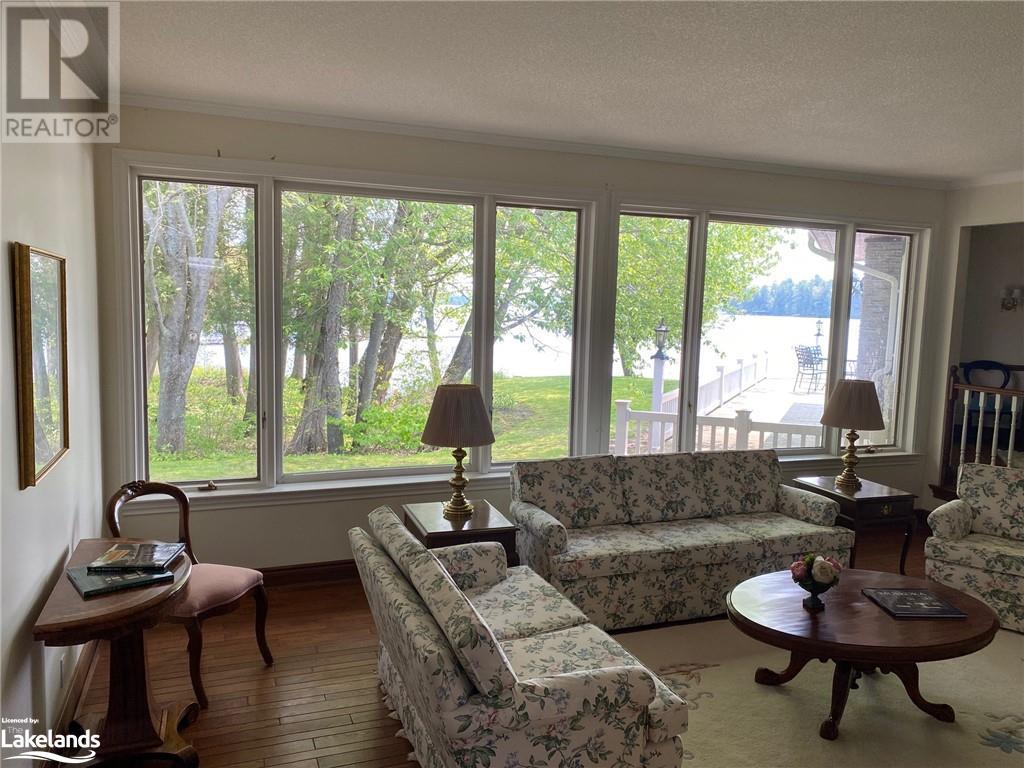 1857 Muskoka Road 118 W, Milford Bay, Ontario P1L 0J2 (25844060