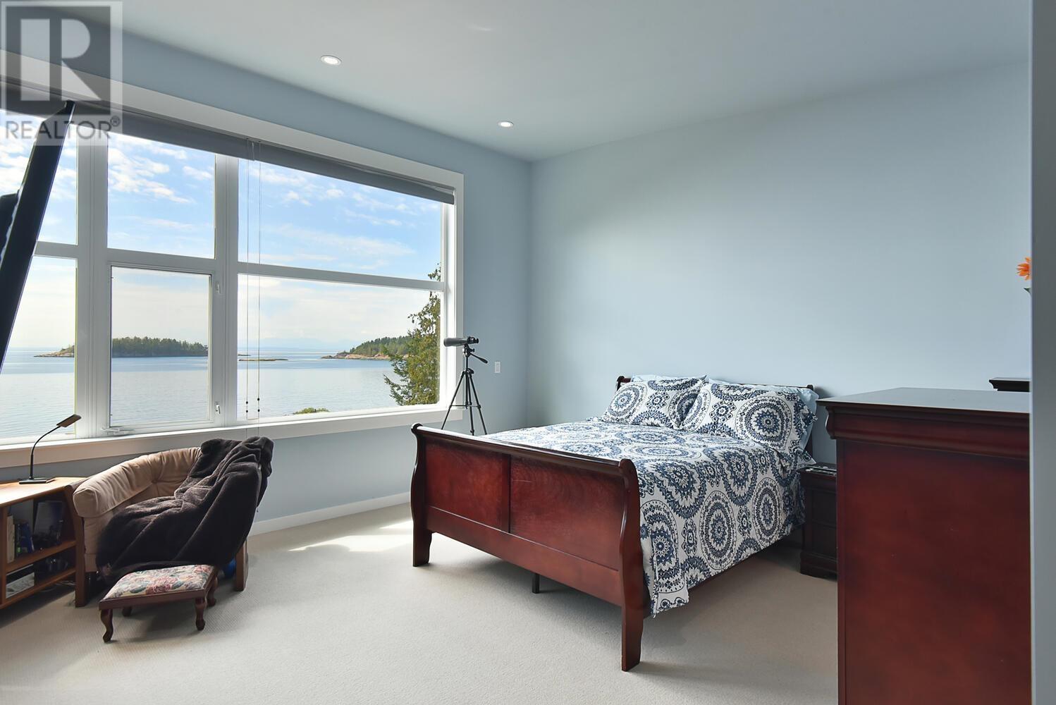 5396 Wakefield Beach Lane, Sechelt, British Columbia  V7Z 0T6 - Photo 22 - R2799173