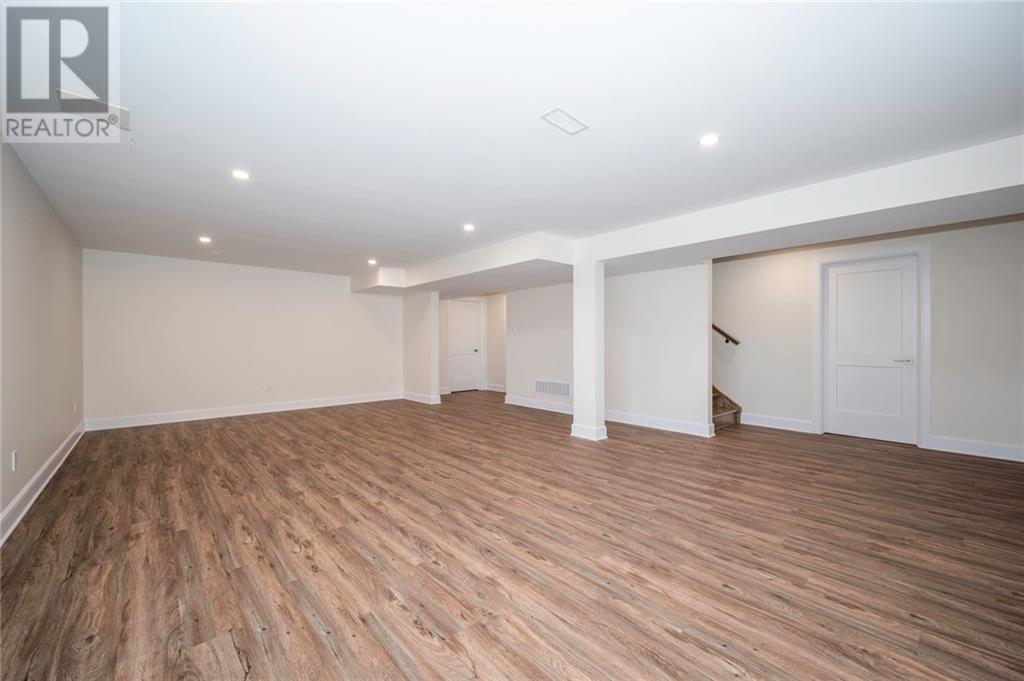 1233 Wesburke Avenue, Cornwall, Ontario  K6J 5V3 - Photo 23 - 1352372