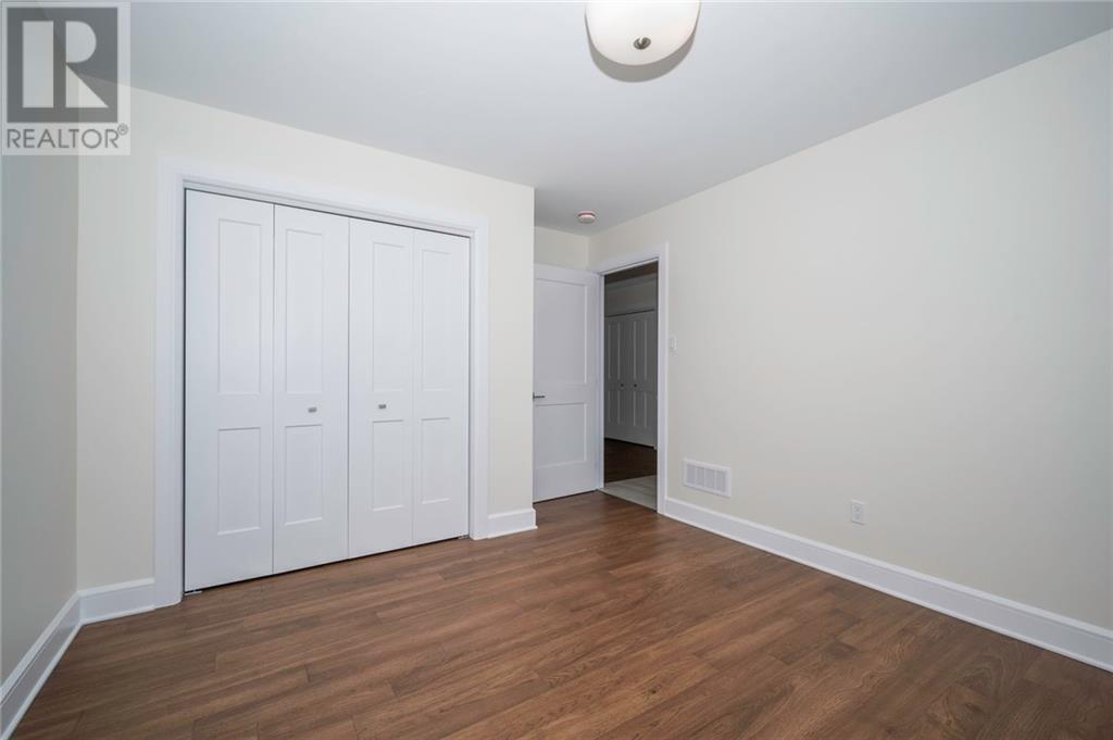 1233 Wesburke Avenue, Cornwall, Ontario  K6J 5V3 - Photo 7 - 1352372