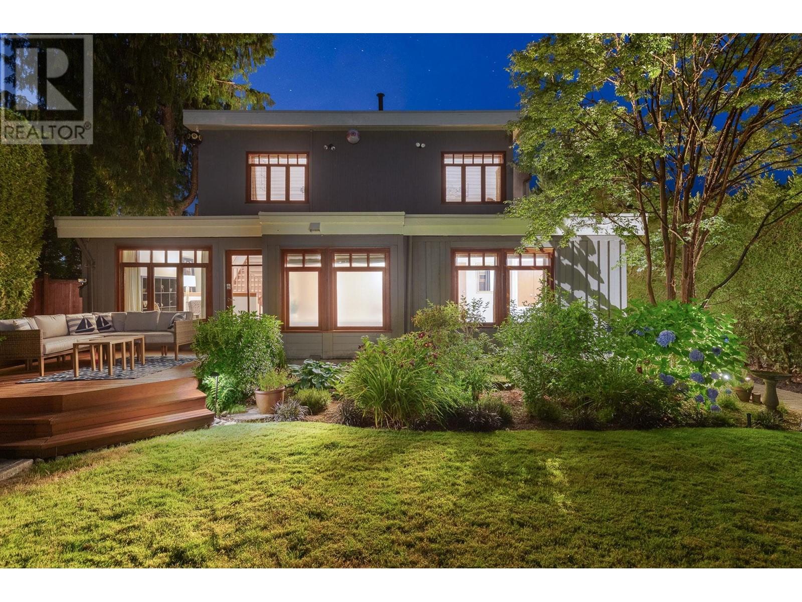 4449 Ross Crescent, West Vancouver, British Columbia  V7W 1B4 - Photo 31 - R2799263