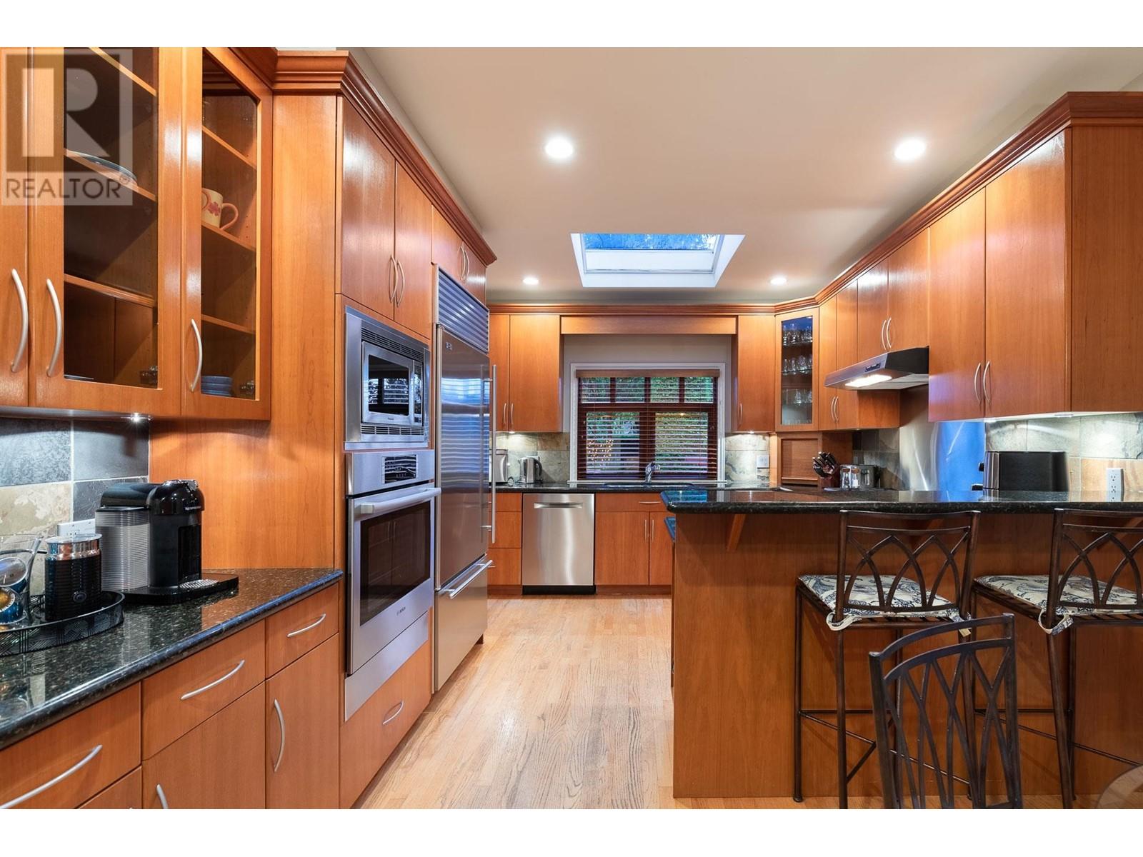 4449 Ross Crescent, West Vancouver, British Columbia  V7W 1B4 - Photo 9 - R2799263