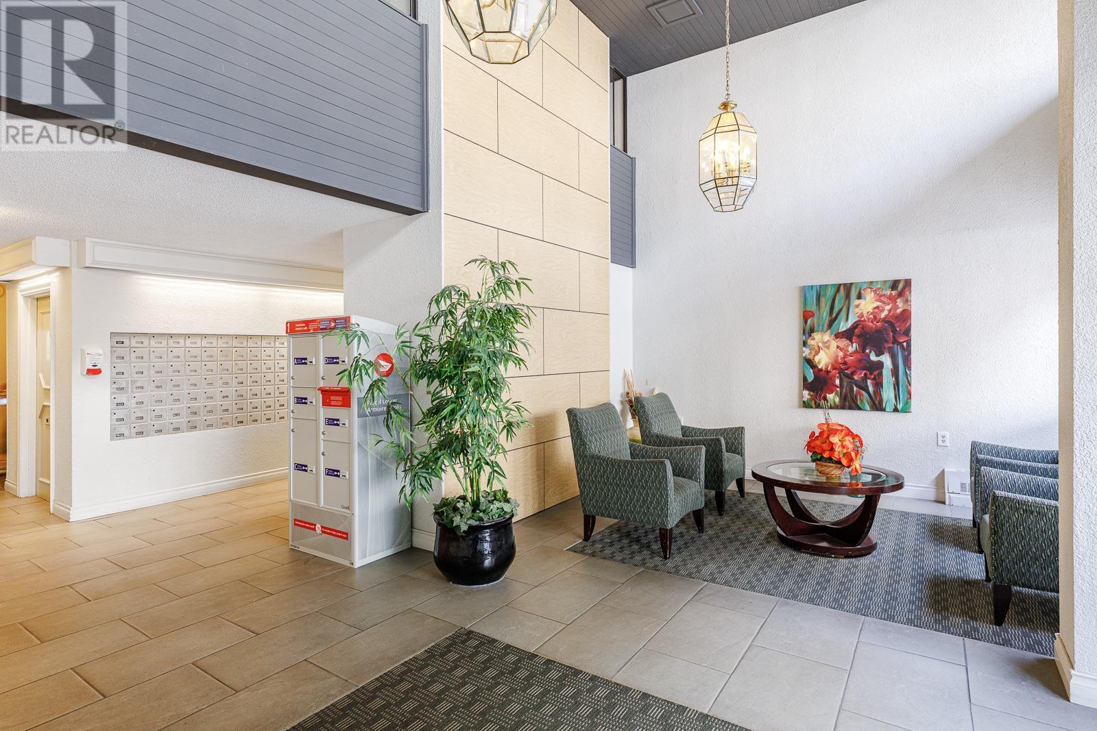 309 2024 Fullerton Avenue, North Vancouver, British Columbia  V7P 3G4 - Photo 16 - R2799188