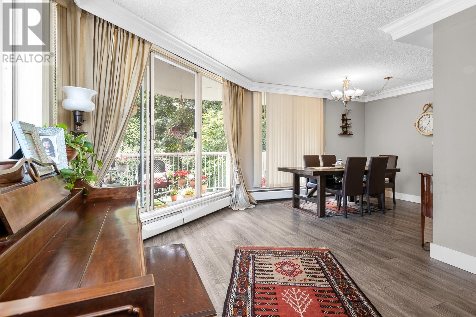 309 2024 Fullerton Avenue, North Vancouver, British Columbia  V7P 3G4 - Photo 5 - R2799188