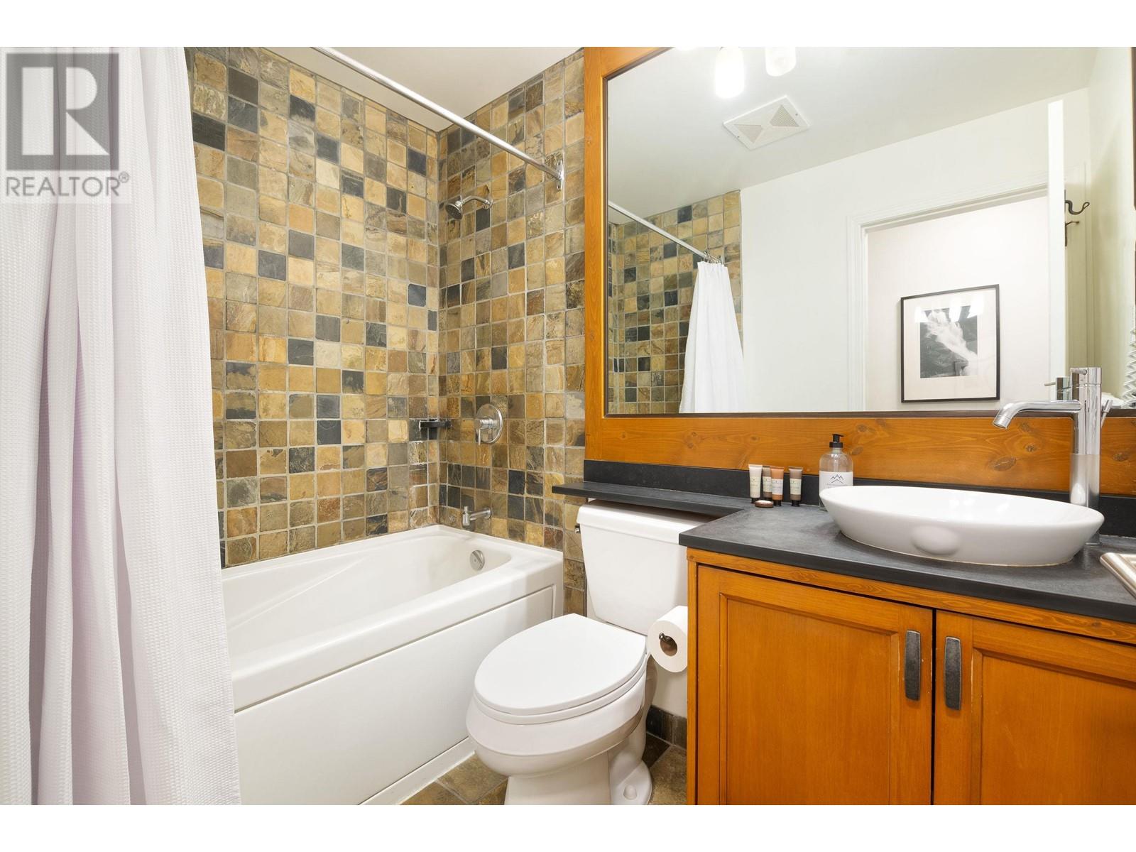 310 4573 Chateau Boulevard, Whistler, British Columbia  V0N 1B4 - Photo 10 - R2799571